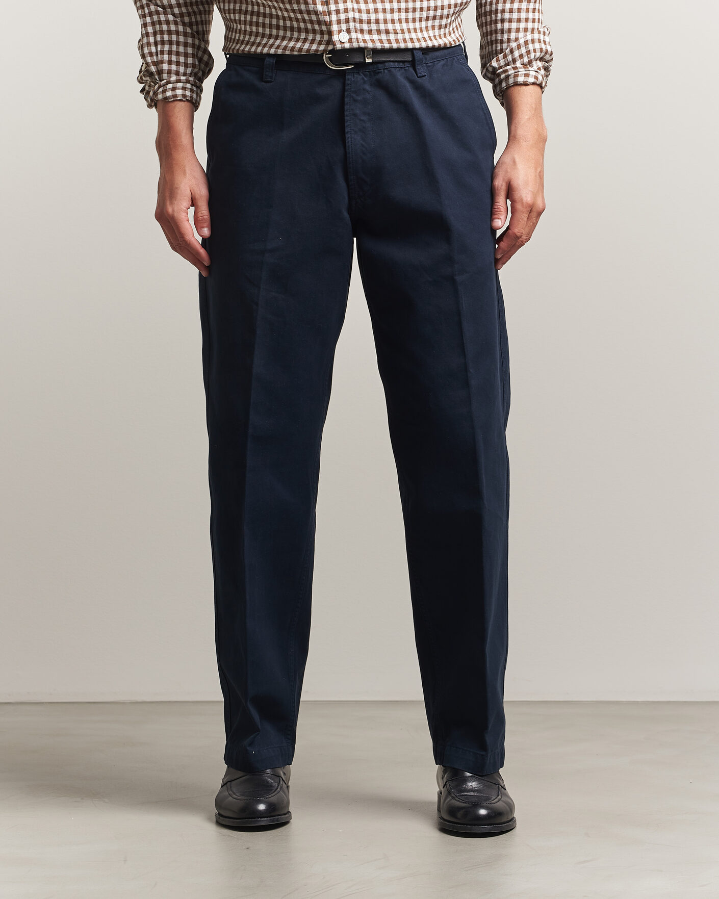 Men | Trousers | Drake's | Peached Flat Front Cotton Chino Navy