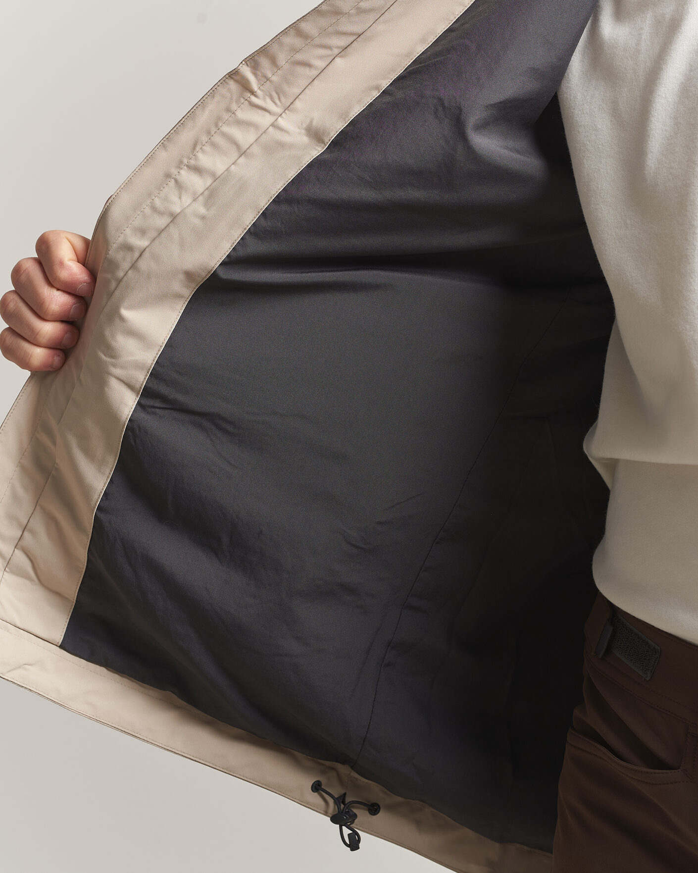 Men | Coats & Jackets | Haglöfs | Breeze Proof Jacket Chalk Beige