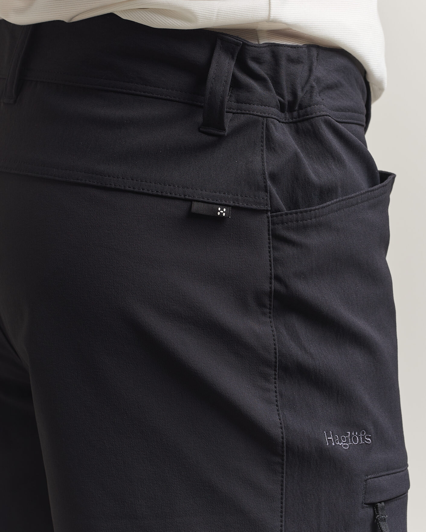 Men | Shorts | Haglöfs | Alert Mid Shorts True Black