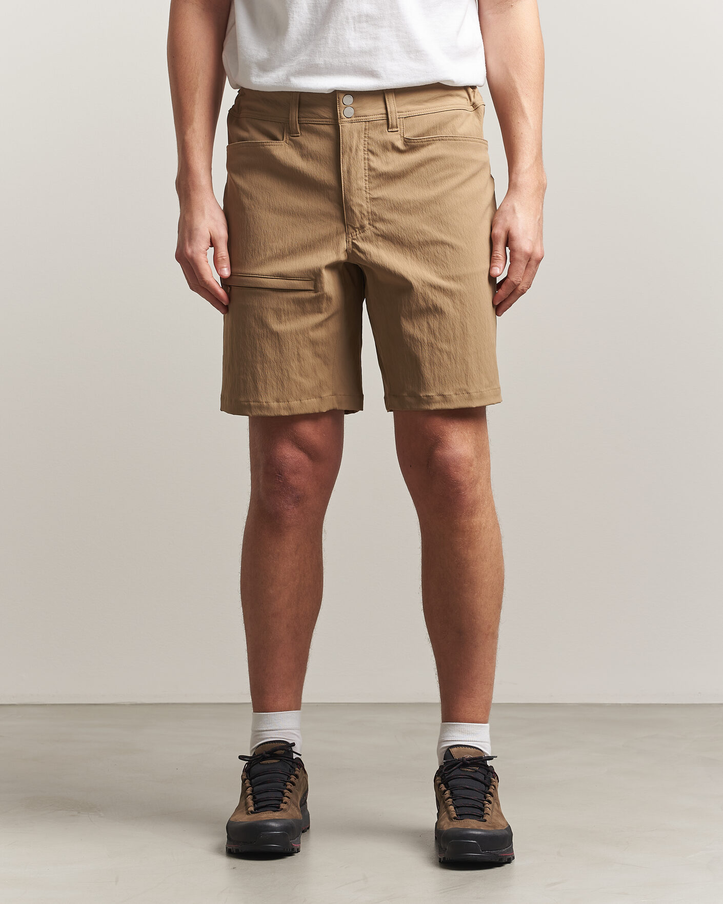 Men | Shorts | Haglöfs | Alert Mid Shorts Oak Brown