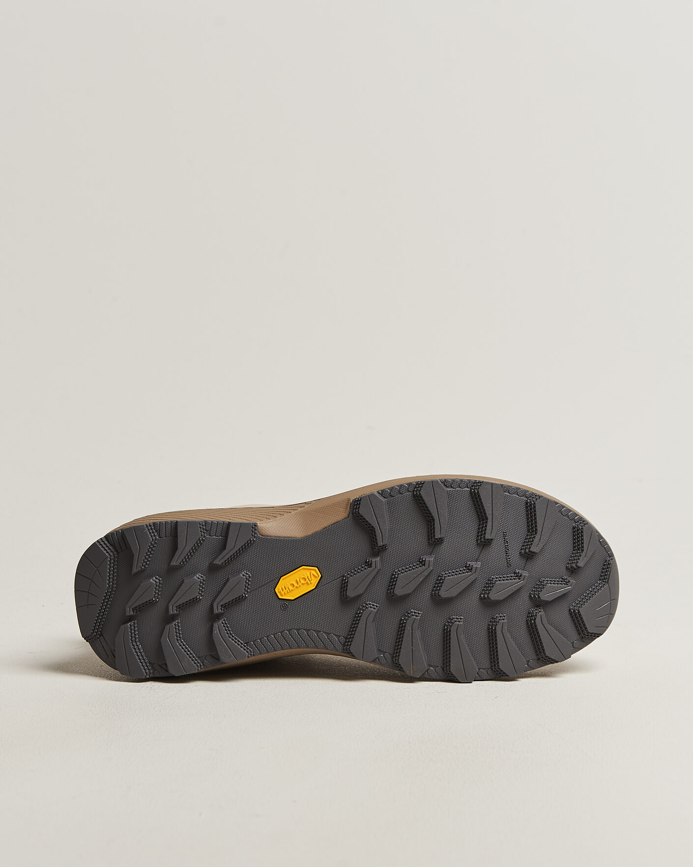 Men | Hiking shoes | Haglöfs | L.I.M Horizon Hike GORE-TEX Sneaker Beige