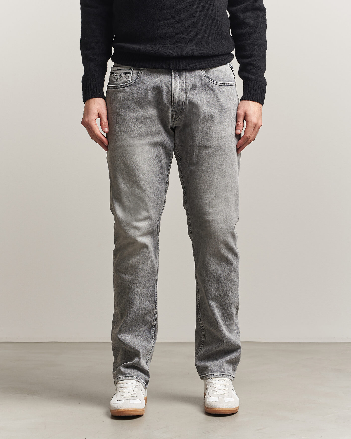 Men | Trousers | Replay | Rocco Comfort Fit Stretch Eco Plus Jeans Washed Grey