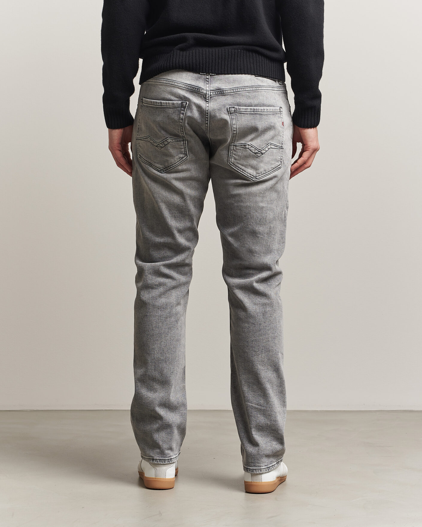 Men | Trousers | Replay | Rocco Comfort Fit Stretch Eco Plus Jeans Washed Grey