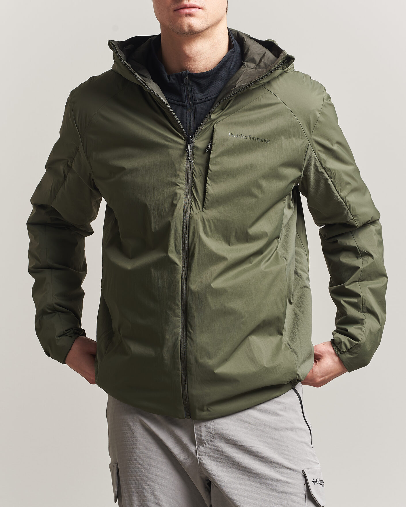 Men | Coats & Jackets | Peak Performance | Freelight Reversible Hooded Jacket Pine Needle