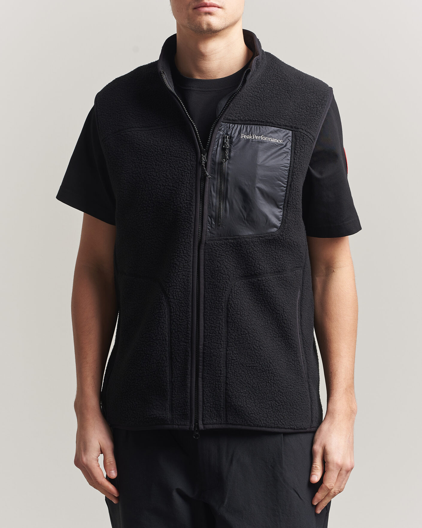 Men | Sweaters & Knitwear | Peak Performance | Nature Rush Pile Vest Black