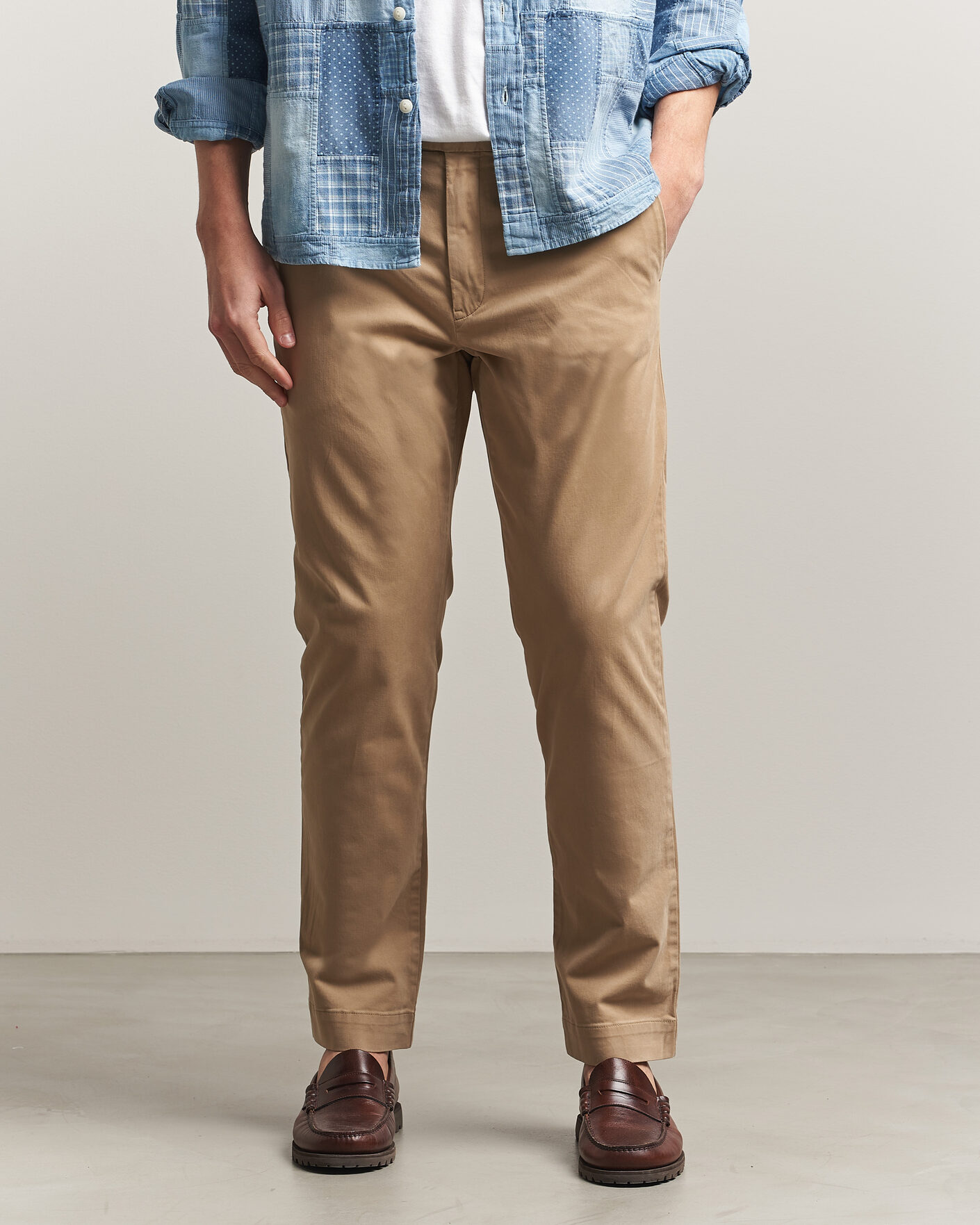 Men | Trousers | Polo Ralph Lauren | Jarrett Satin Chinos Khaki Hill