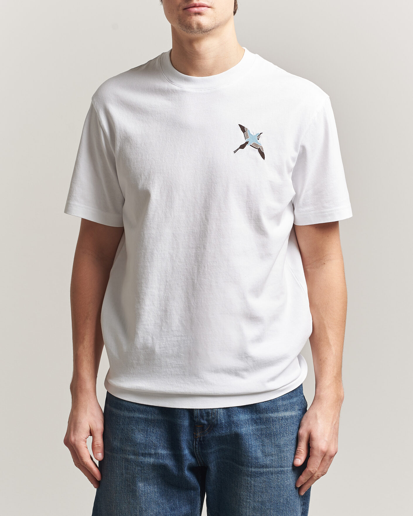 Men | T-Shirts | Axel Arigato | Micro Bee Bird T-Shirt White