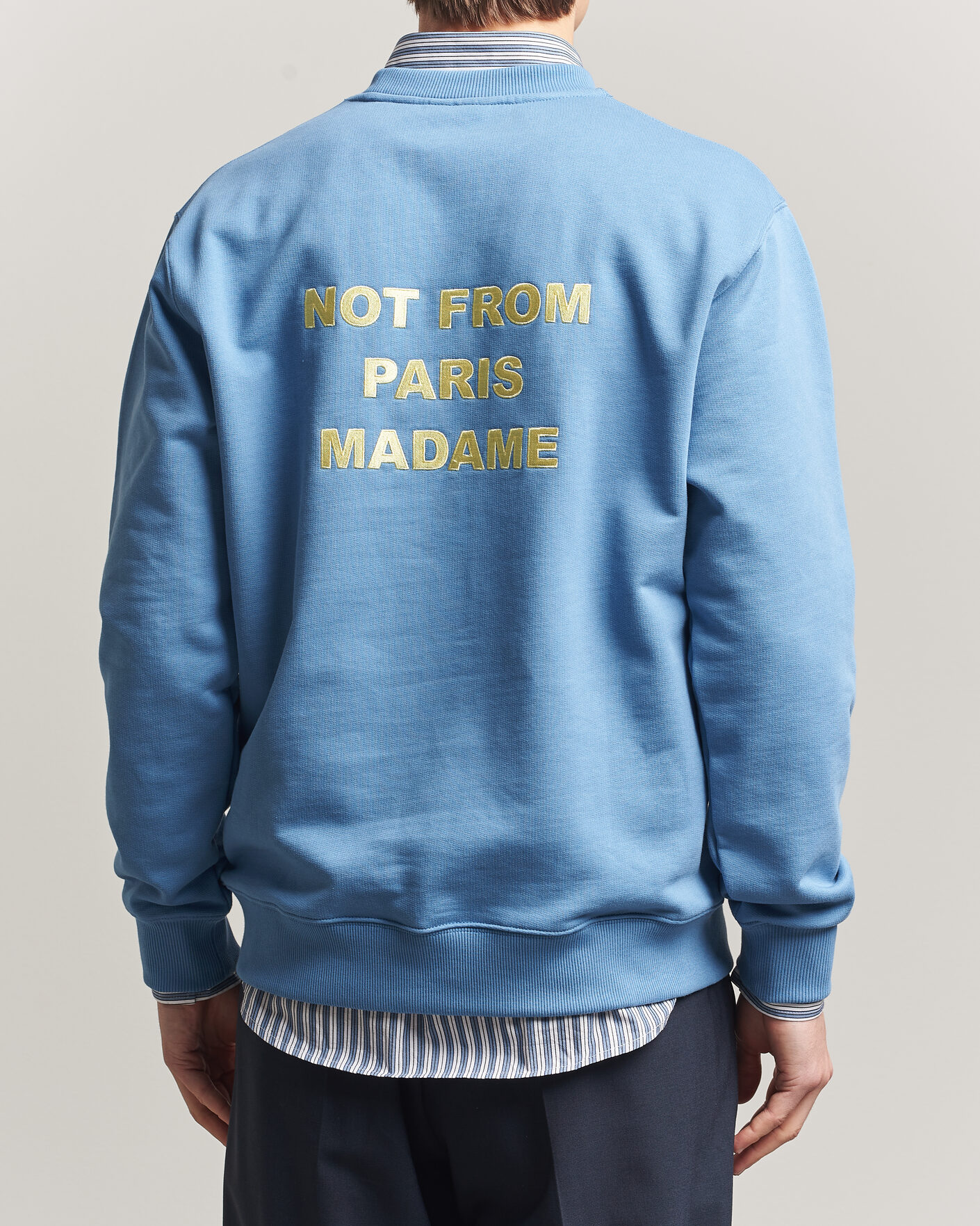 Men | Sweaters & Knitwear | Drôle de Monsieur | Slogan Sweatshirt Atlantic Blue