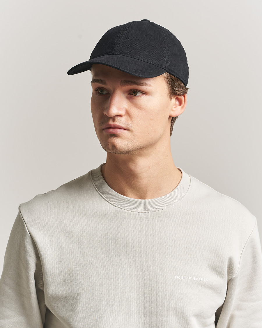 Men | Hats & Caps | Tiger of Sweden | Hent Washed Cap Black