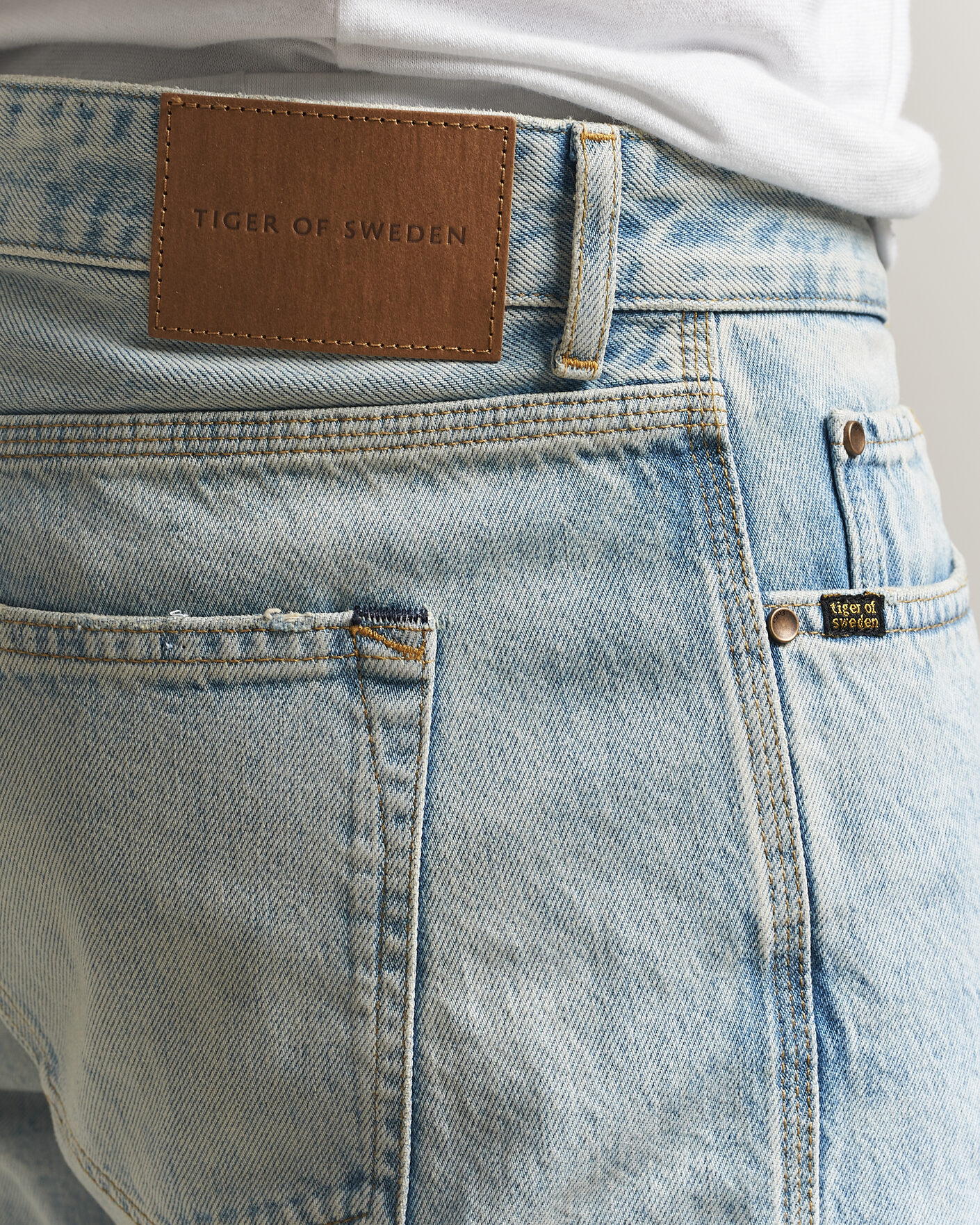 Men | Trousers | Tiger of Sweden | Marty Jeans Light Blue