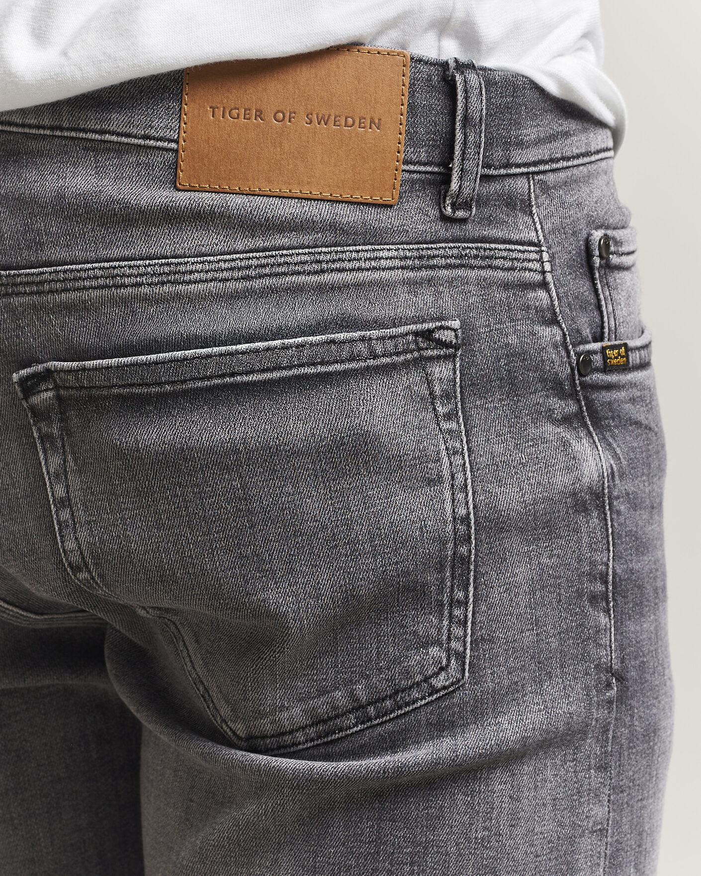 Men | Jeans | Tiger of Sweden | Evolve Jeans Washed Black