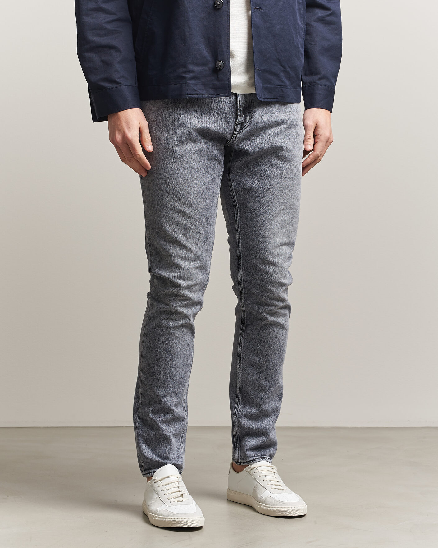 Men | Trousers | Tiger of Sweden | Pistolero Jeans Washed Grey