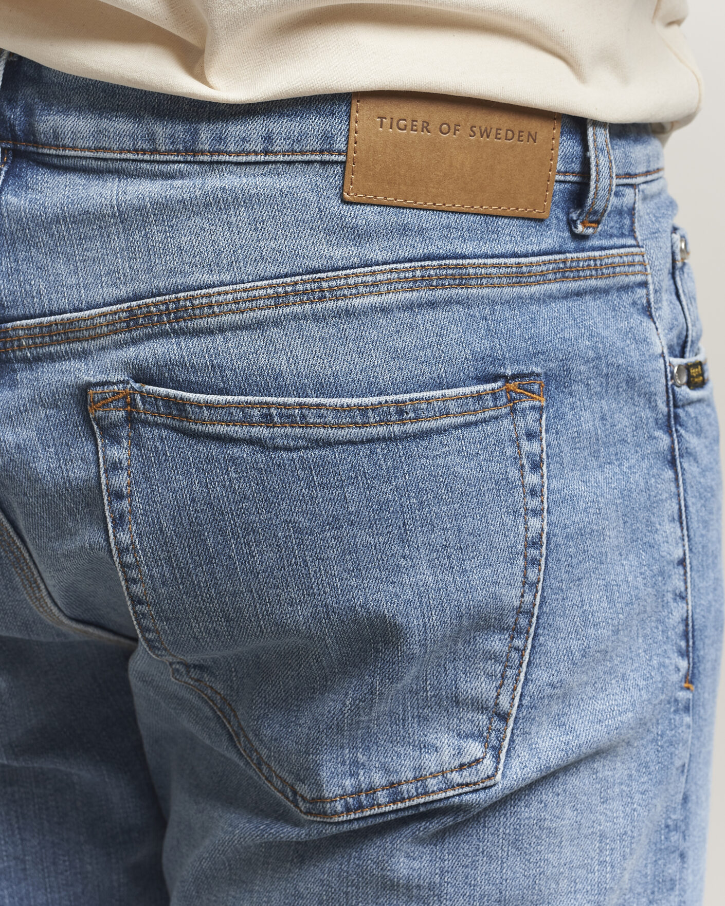 Men | Jeans | Tiger of Sweden | Des Jeans Light Blue