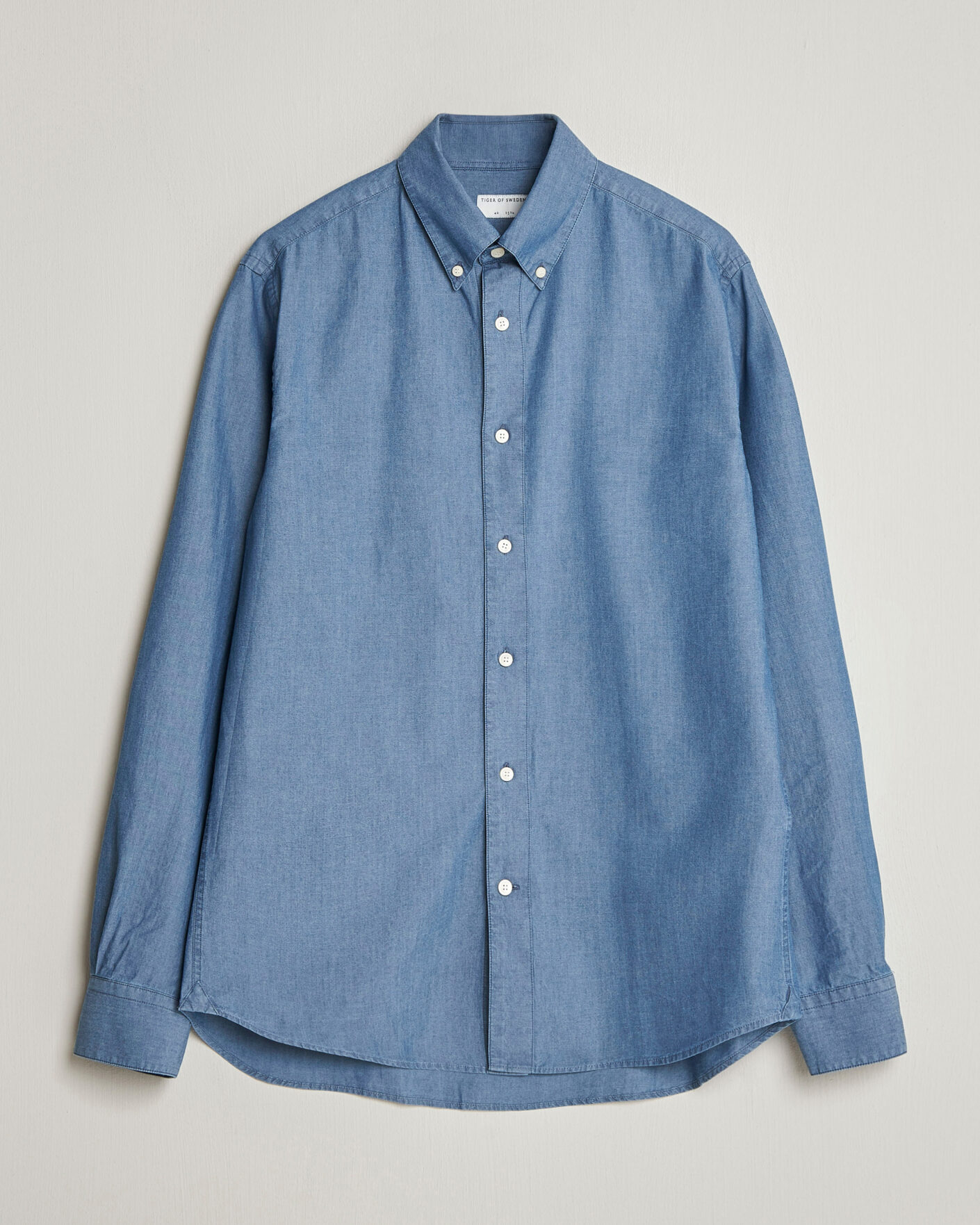 Men | Shirts | Tiger of Sweden | Bjorn Denim Shirt Bering Sea