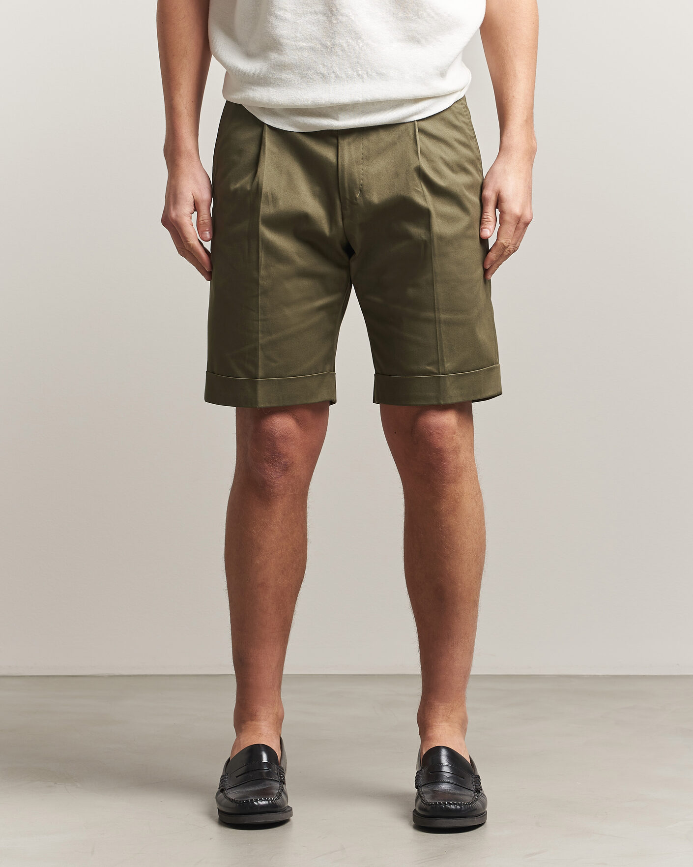 Men | Shorts | Tiger of Sweden | Tenut Cotton Chino Shorts Kalamata Green