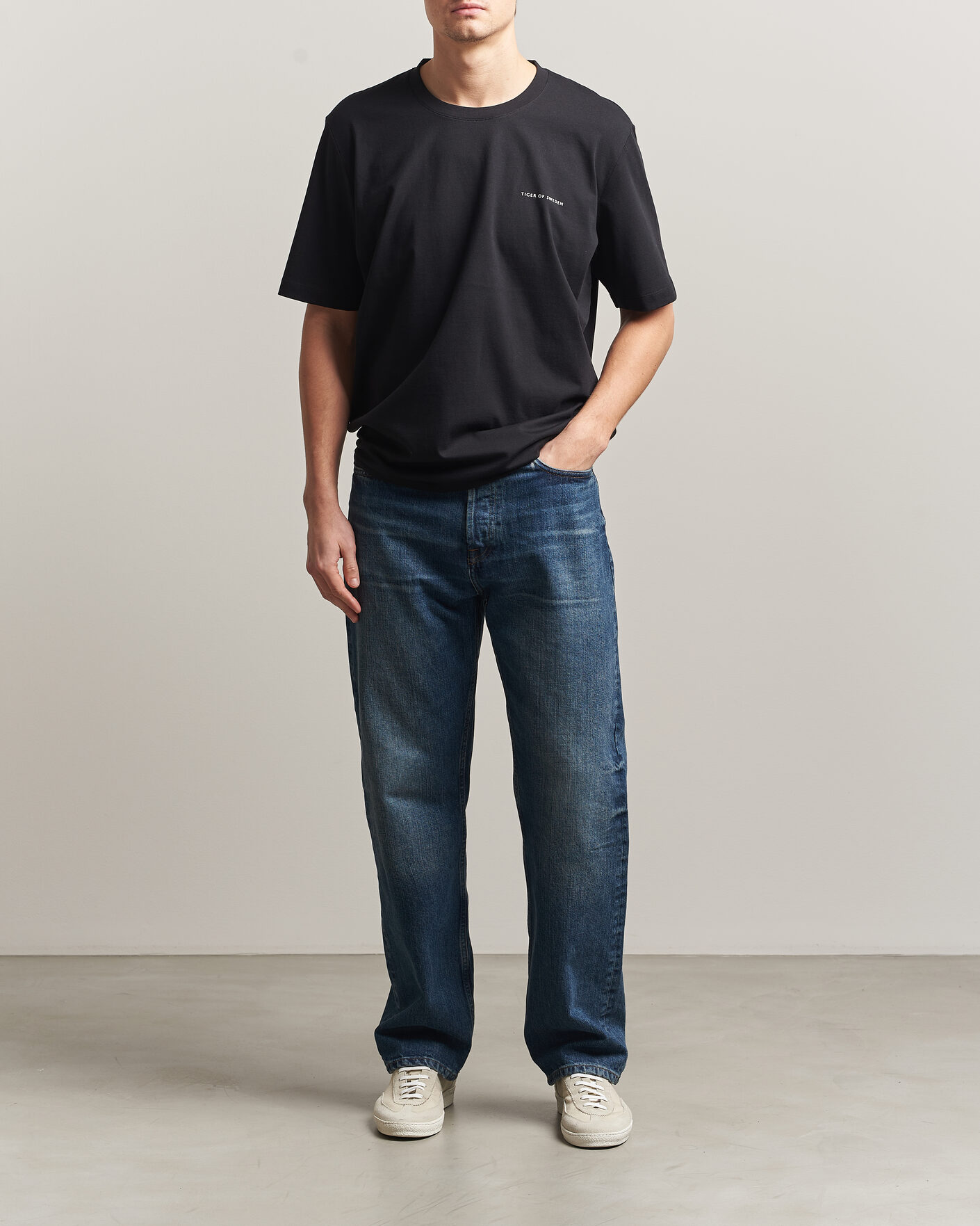 Men | T-Shirts | Tiger of Sweden | Pro Cotton Logo T-Shirt Black