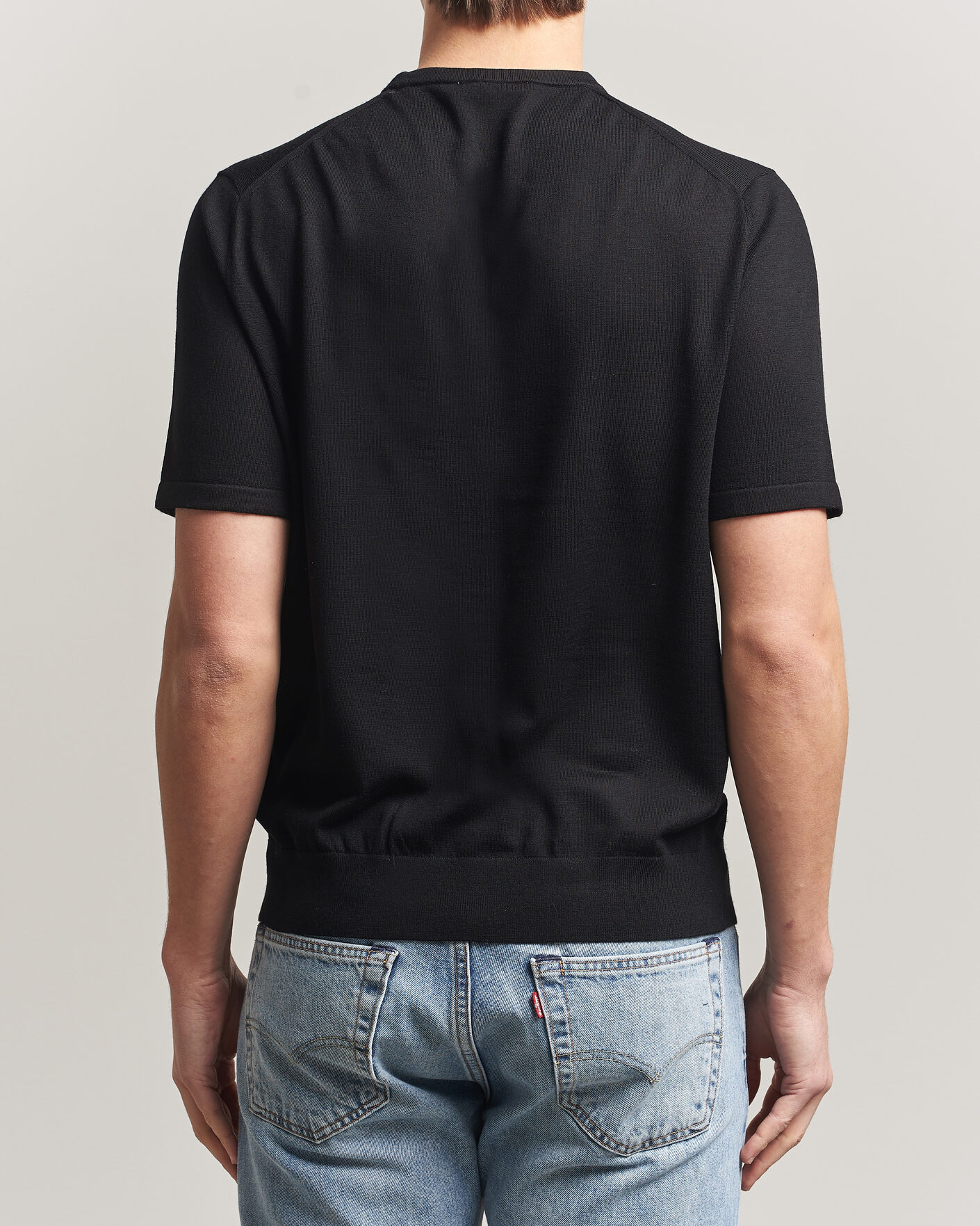 Men | T-Shirts | Tiger of Sweden | Connor Knitted Crew Neck T-Shirt Black