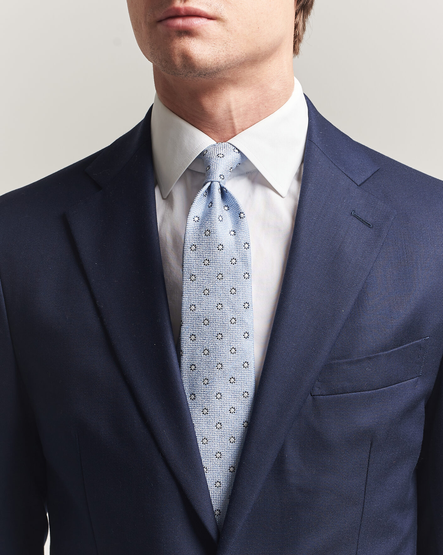 Men | Ties | Amanda Christensen | Silk/Linen 8cm Flower Tie Blue