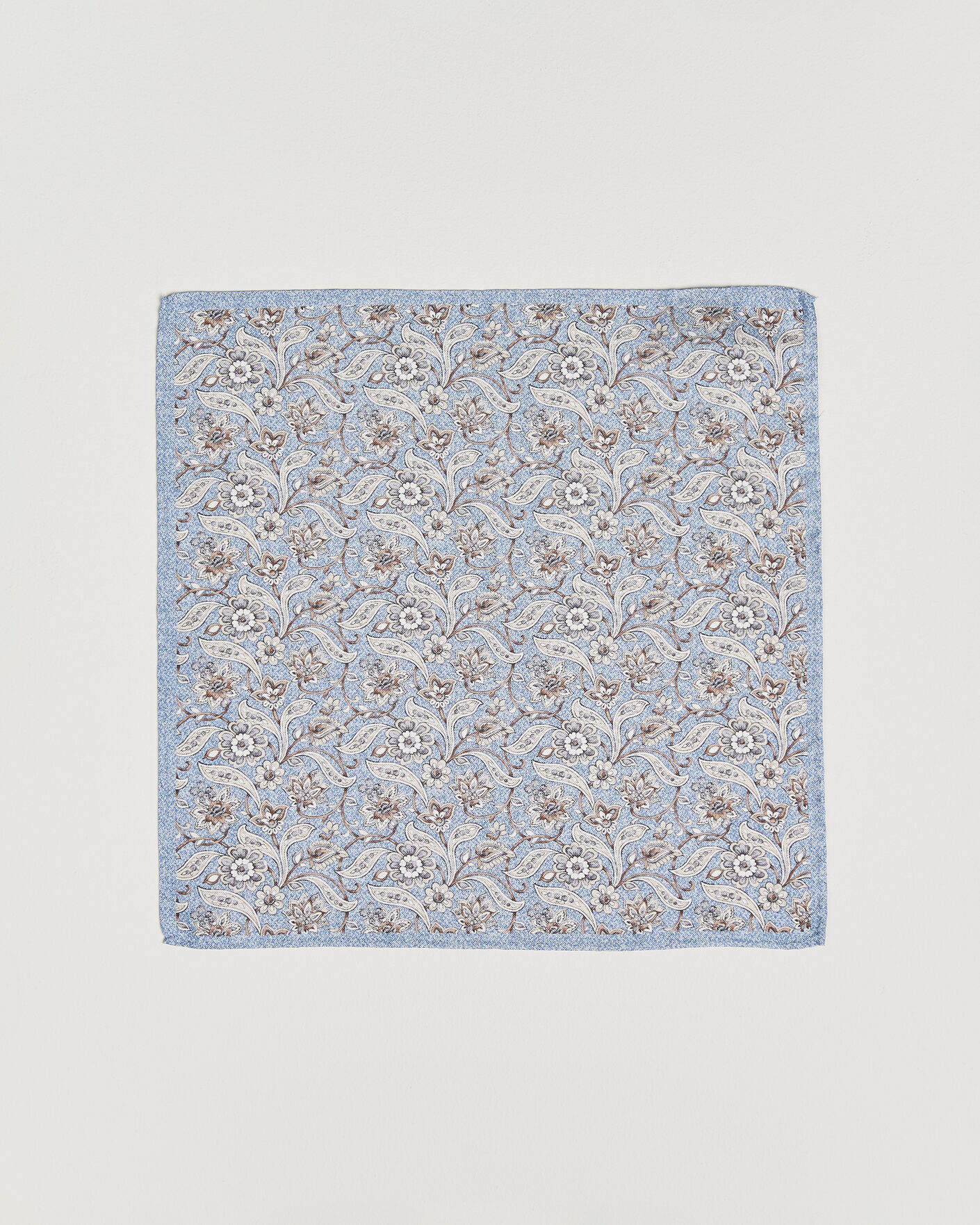 Men | Pocket Squares | Amanda Christensen | Silk Oxford Large Flower Pocket Square Blue