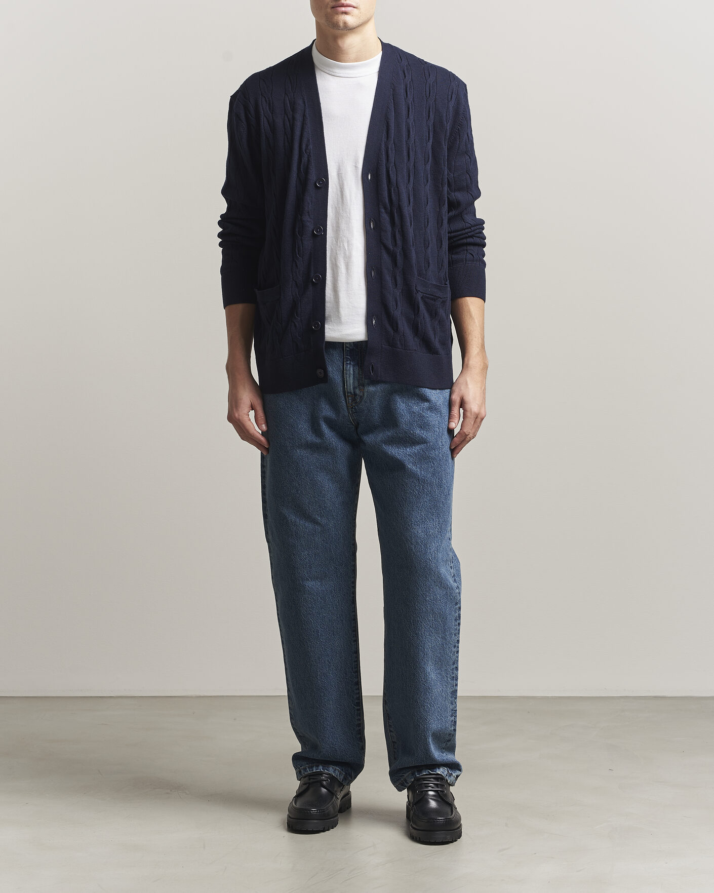 Men | Jeans | Filippa K | Workwear Jeans Washed Mid Blue