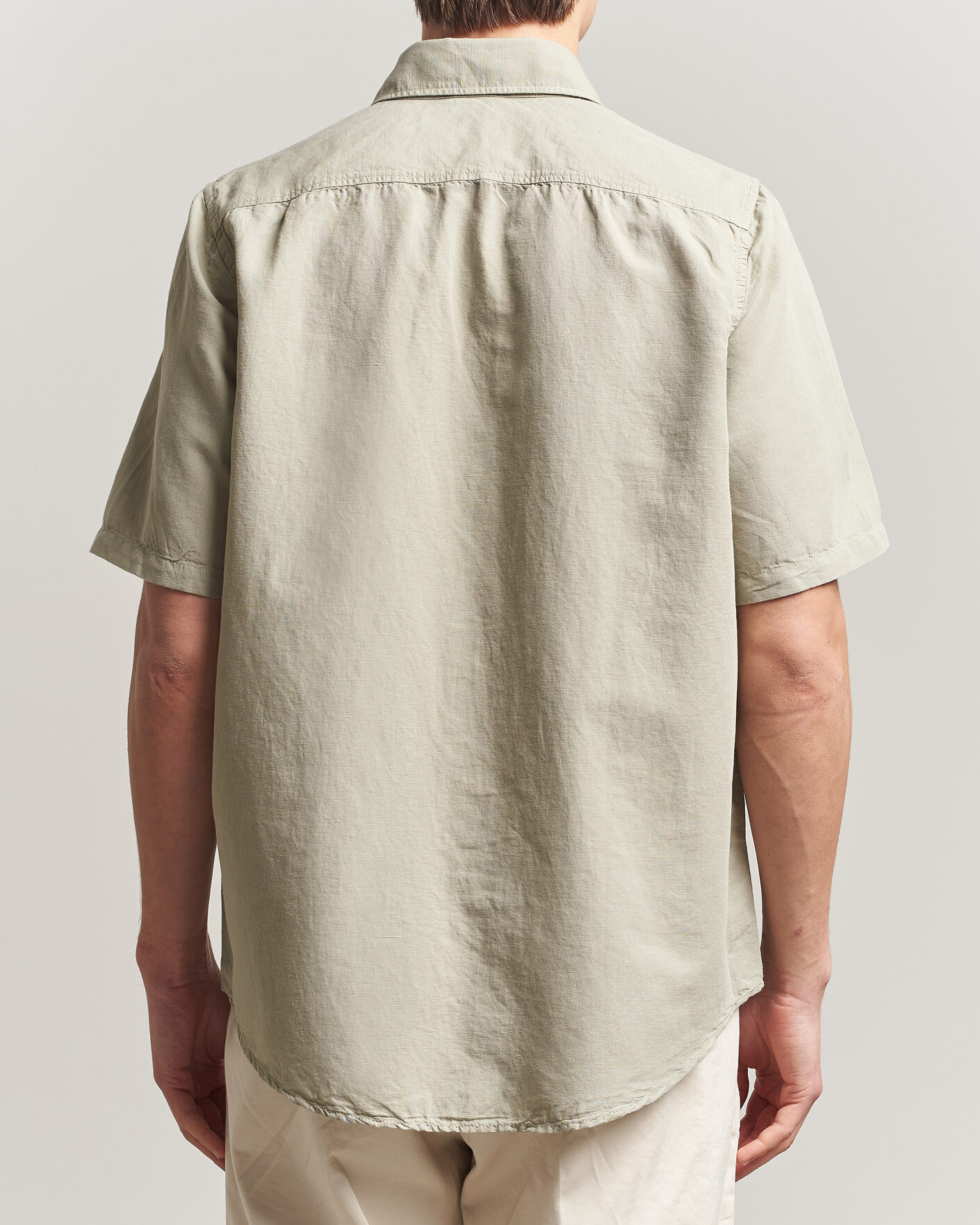 Men | Shirts | Filippa K | Cotton/Linen Short Sleeve Shirt Light Green