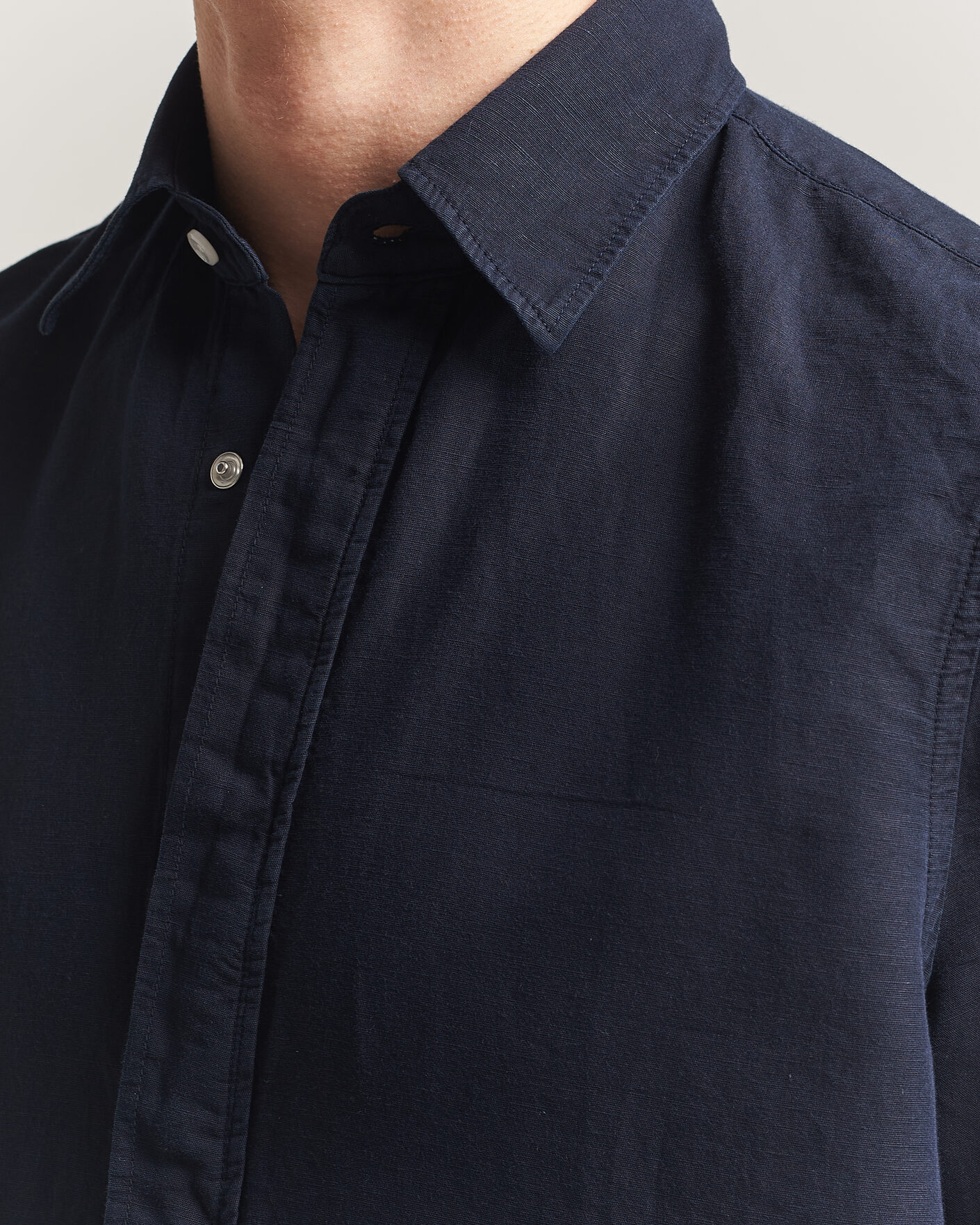 Men | Shirts | Filippa K | Cotton/Linen Short Sleeve Shirt Navy
