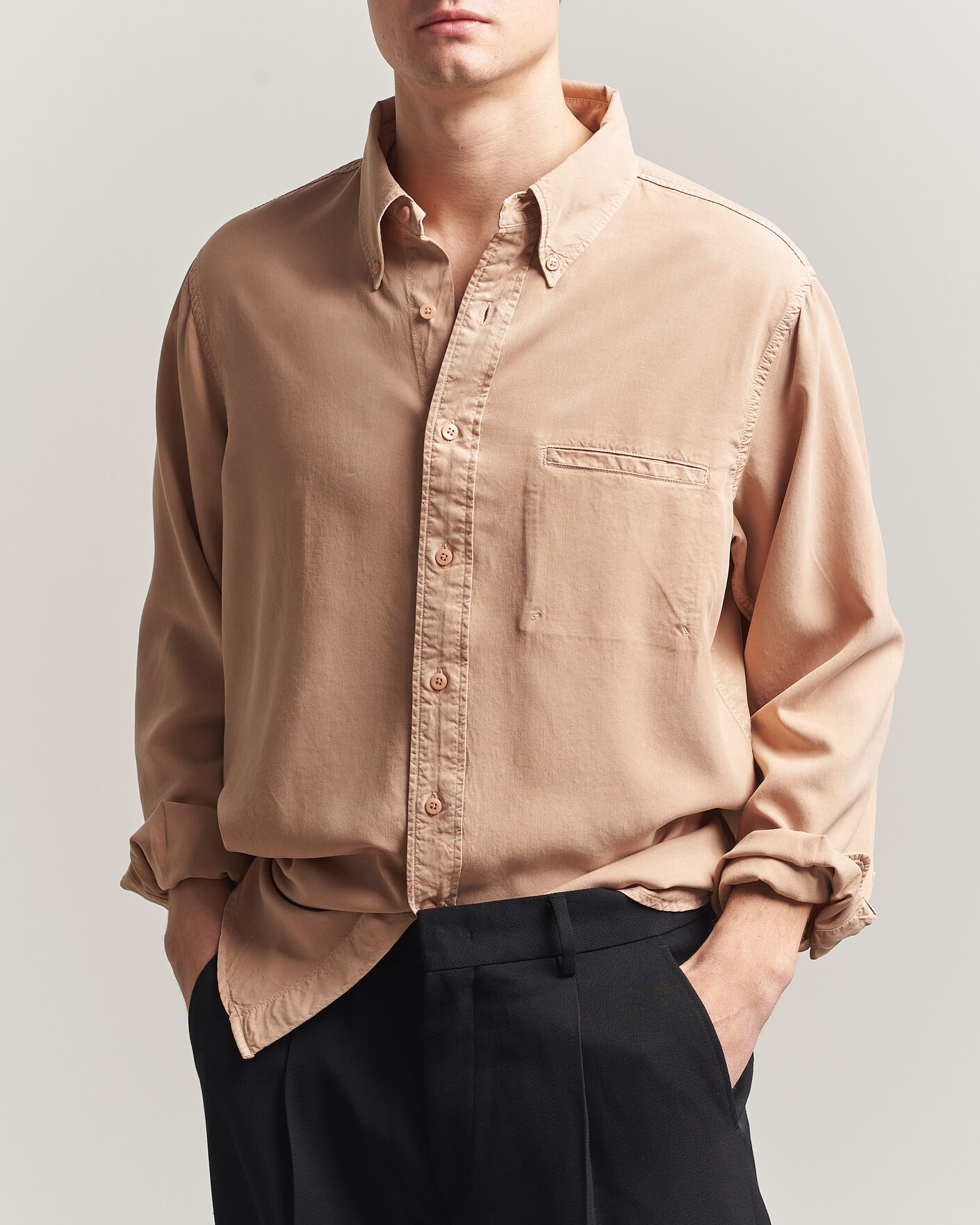 Men | Shirts | Filippa K | Zack Lyocell Shirt Beige
