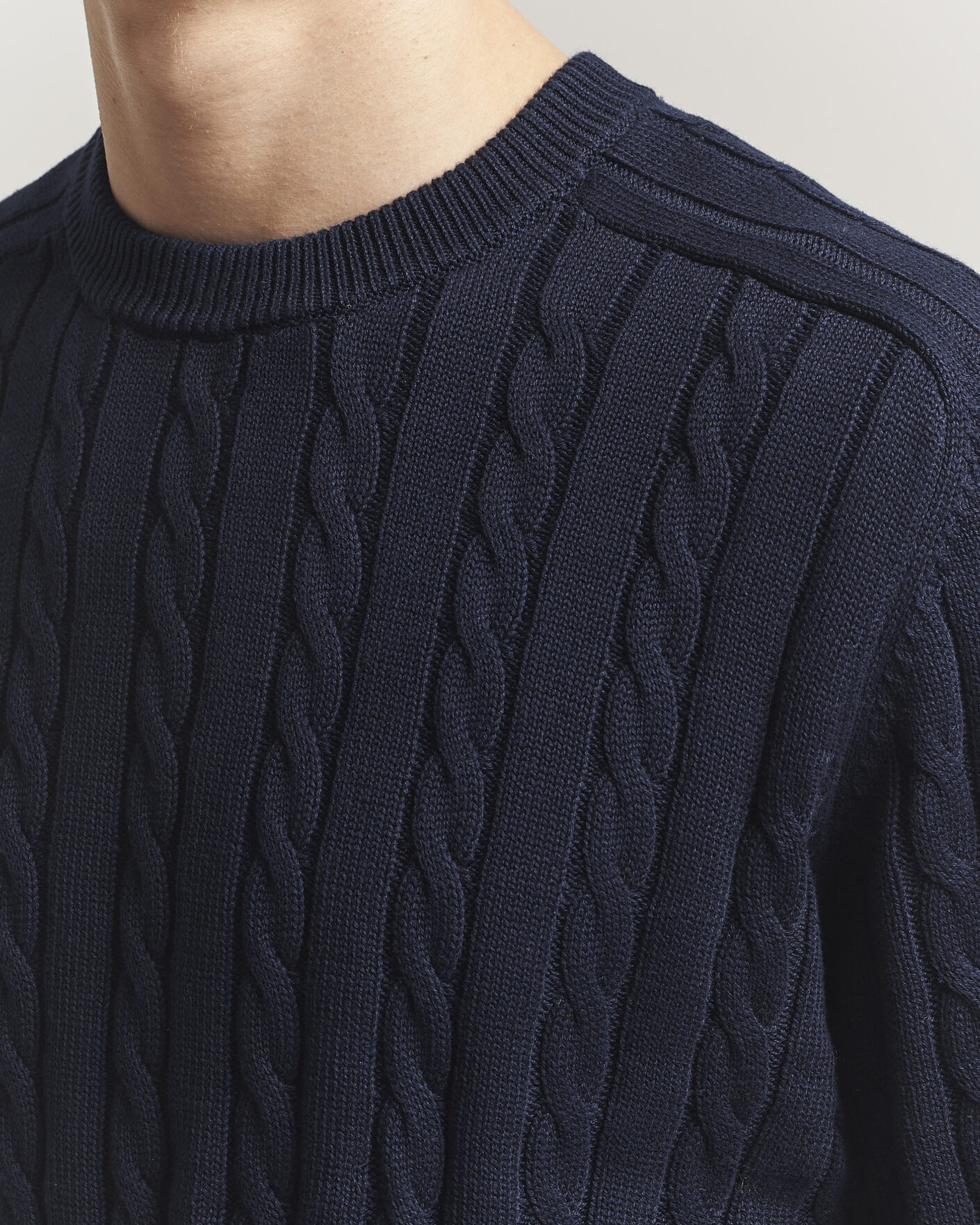 Men | Sweaters & Knitwear | Filippa K | Cotton Cable Crew Neck Sweater Navy