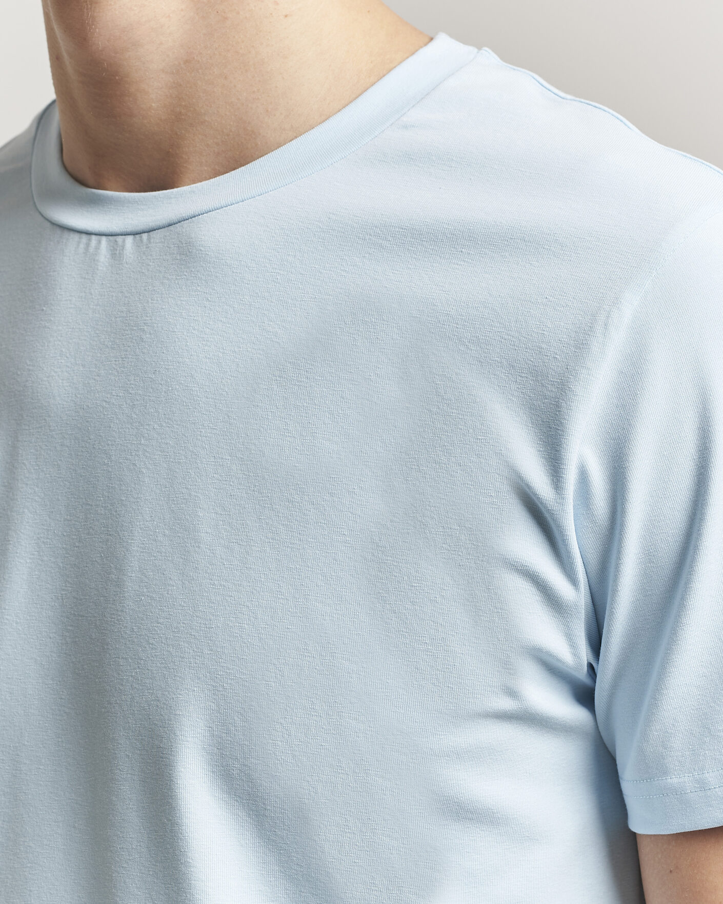 Men | T-Shirts | Filippa K | Soft Lycra T-Shirt Frost Blue