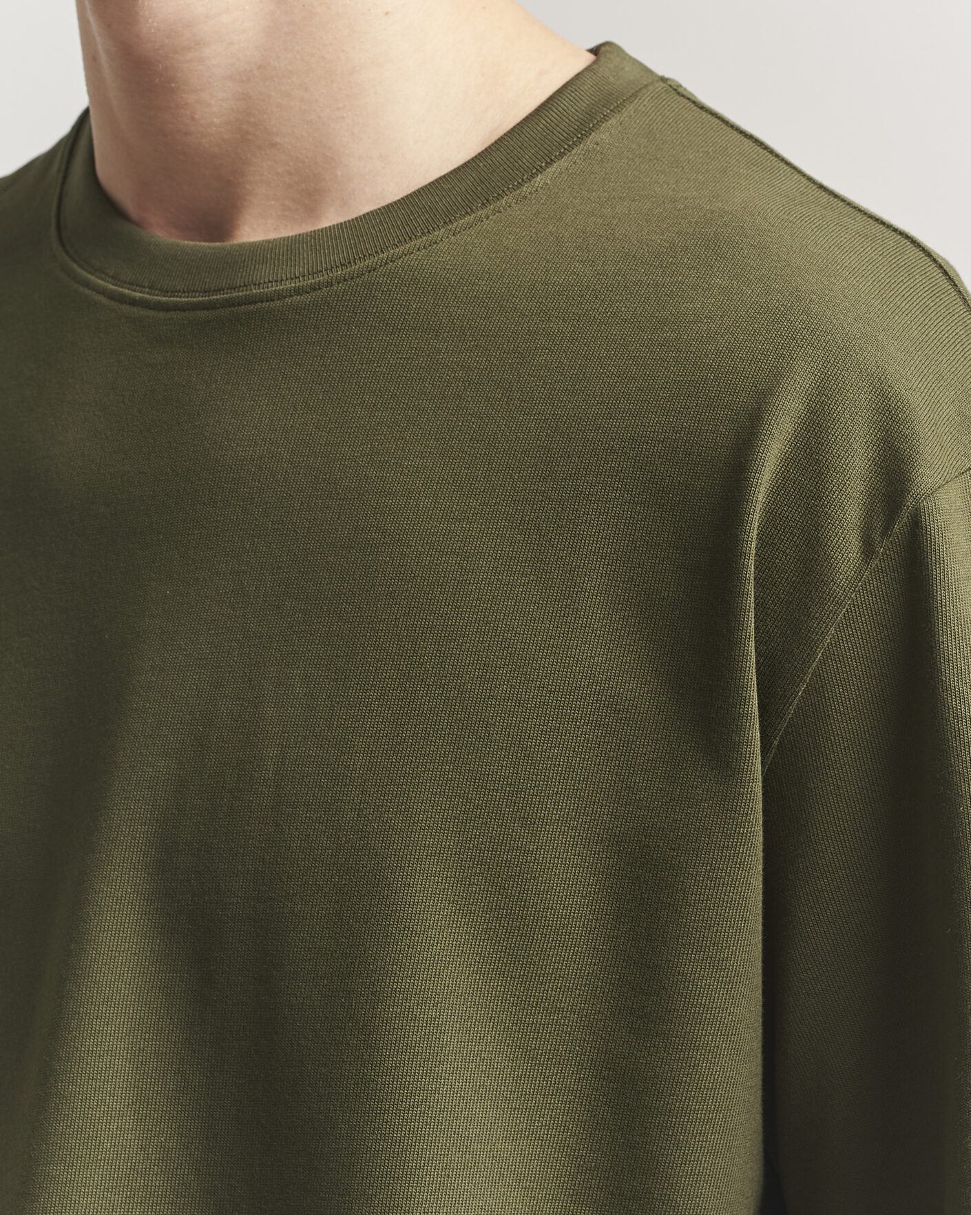 Men | T-Shirts | Filippa K | Heavy Cotton Crew Neck T-Shirt Midnight Green