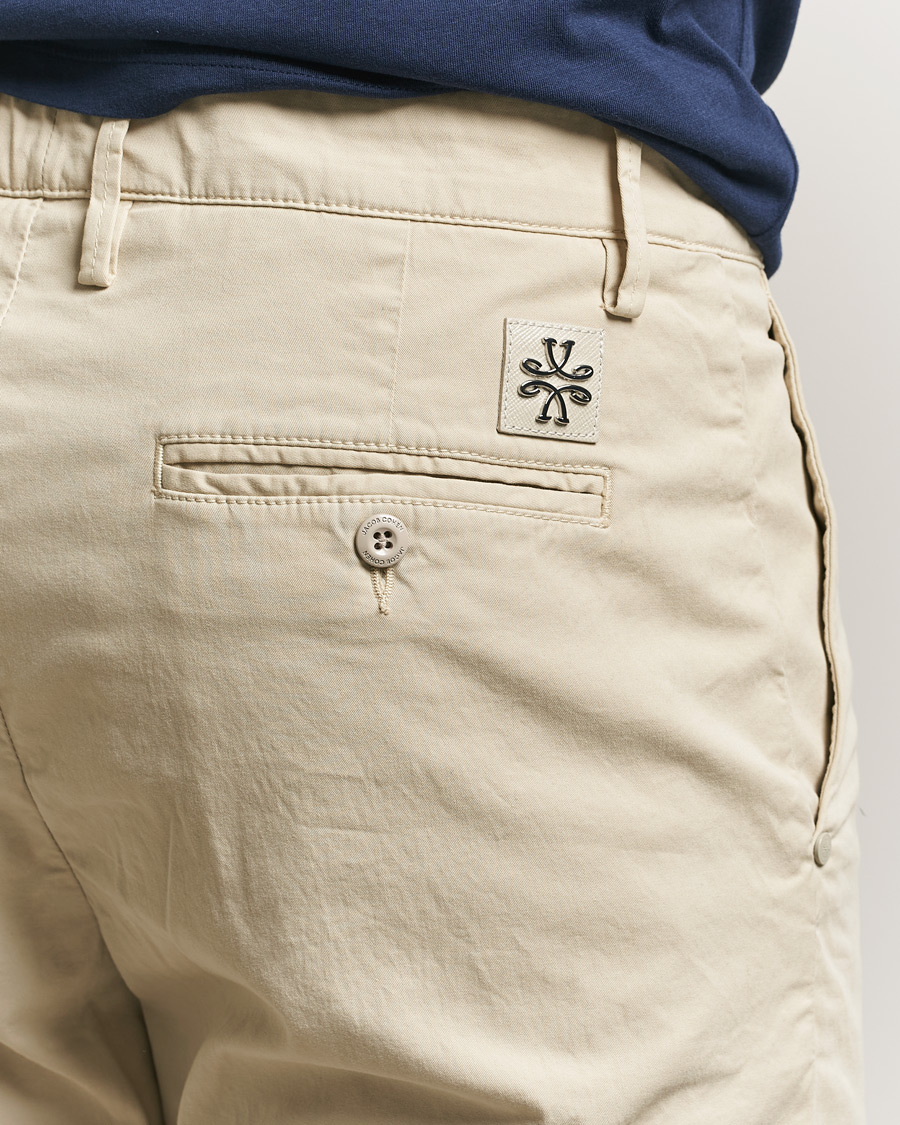 Men | Trousers | Jacob Cohën | John Chino Light Beige