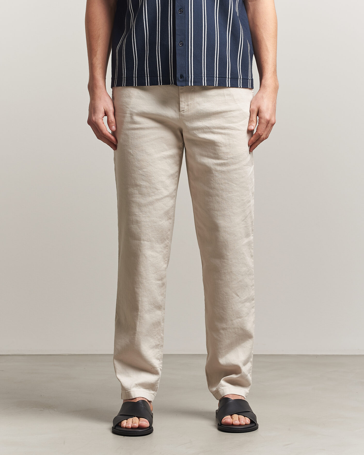 Men | Trousers | J.Lindeberg | Logan Stretch Linen Pants Moonbeam