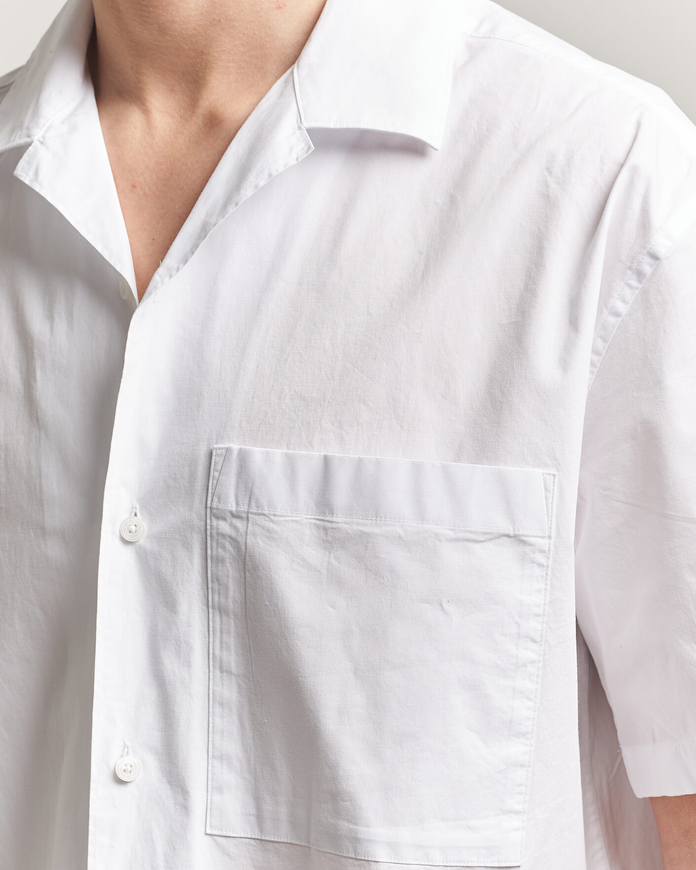 Men | Shirts | J.Lindeberg | Ellis Cotton Resort Shirt White