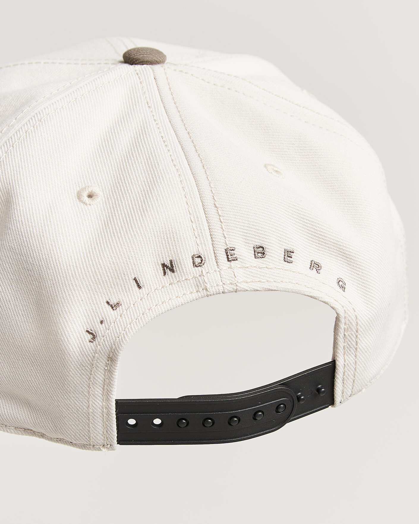 J.Lindeberg Caddie Cap Moonbeam at CareOfCarl.com