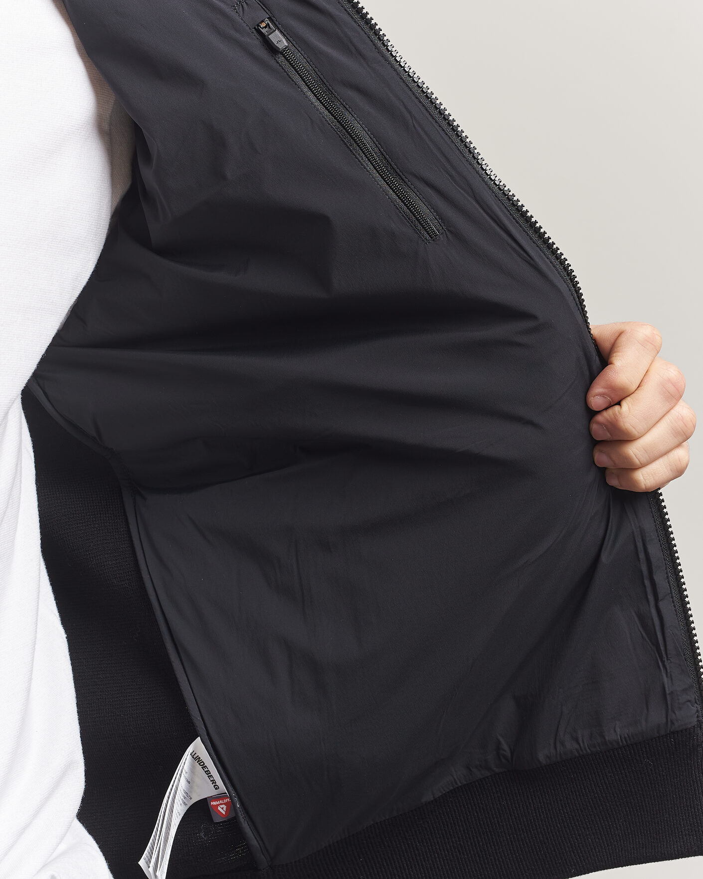 Men | Coats & Jackets | J.Lindeberg | Ebbe Hybrid Knit Hoodie Black