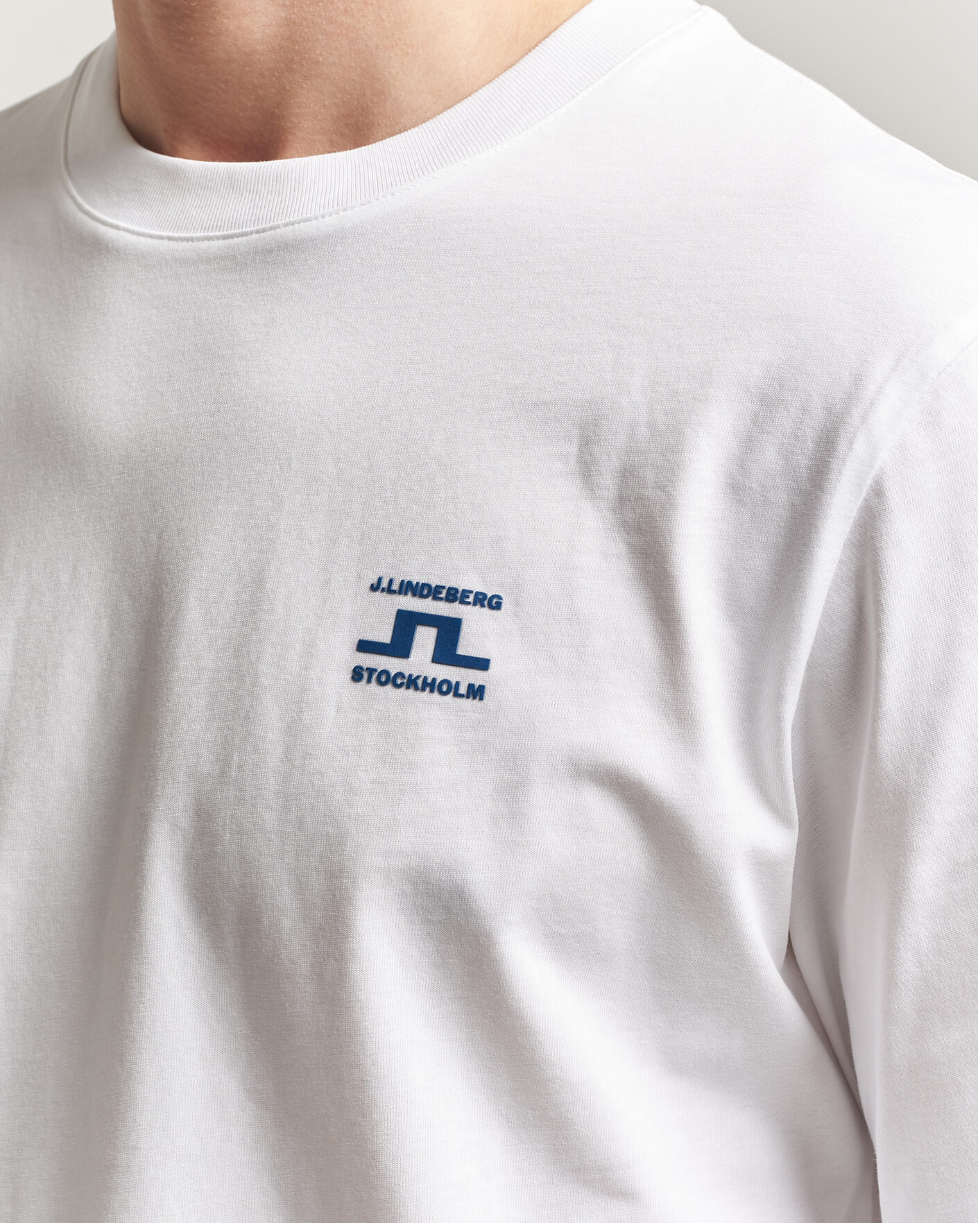 Men | T-Shirts | J.Lindeberg | Parcie Long Sleeve T-Shirt White