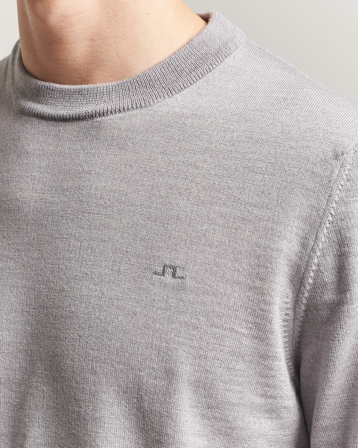 Men | Sweaters & Knitwear | J.Lindeberg | Keane Merino Crew Neck Pullover Light Grey Melange
