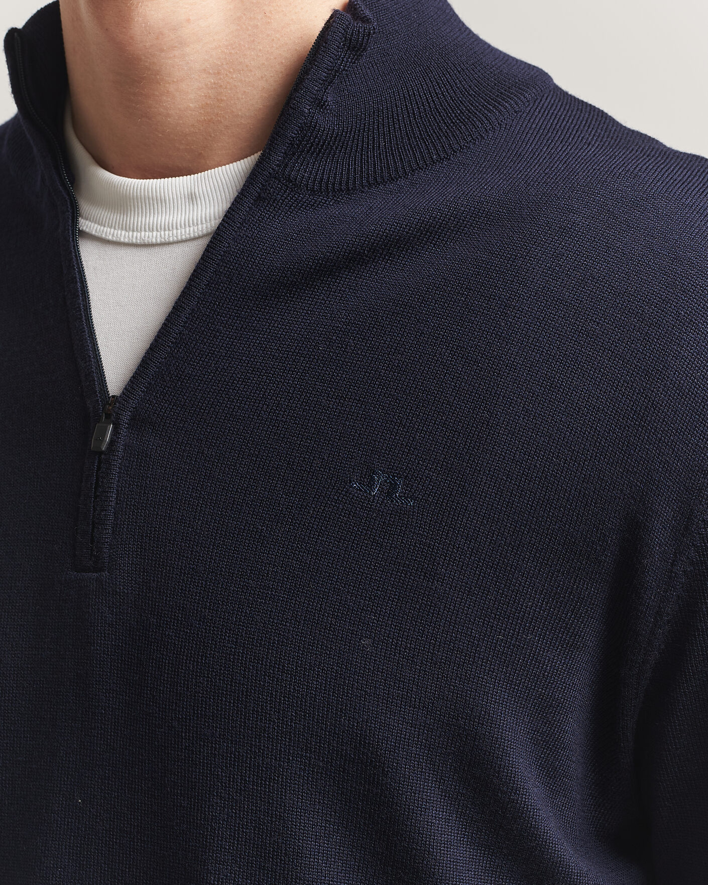 Men | Sweaters & Knitwear | J.Lindeberg | Kiyan Merino Half Zip JL Navy