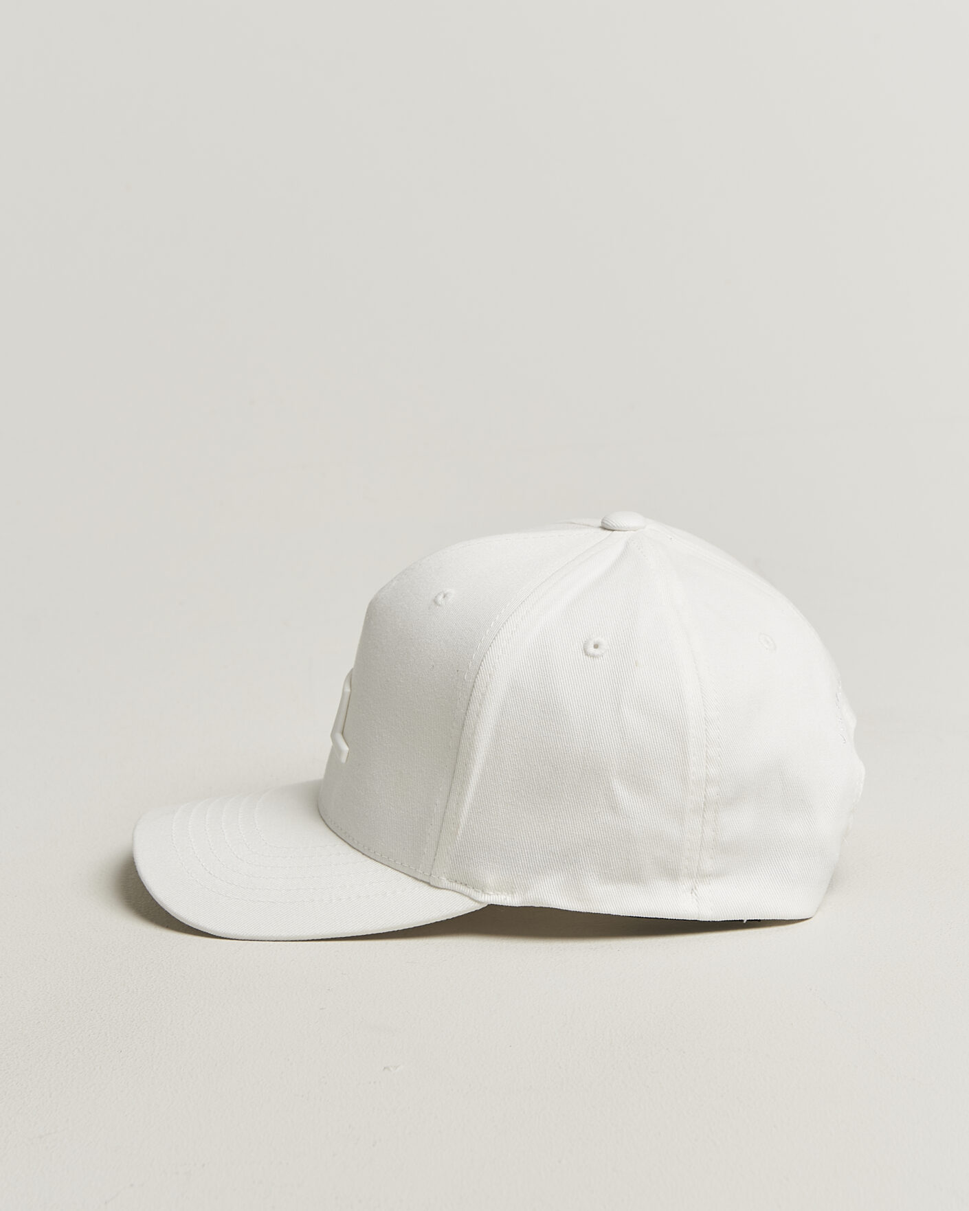 Men | Hats & Caps | J.Lindeberg | Heath Cap White