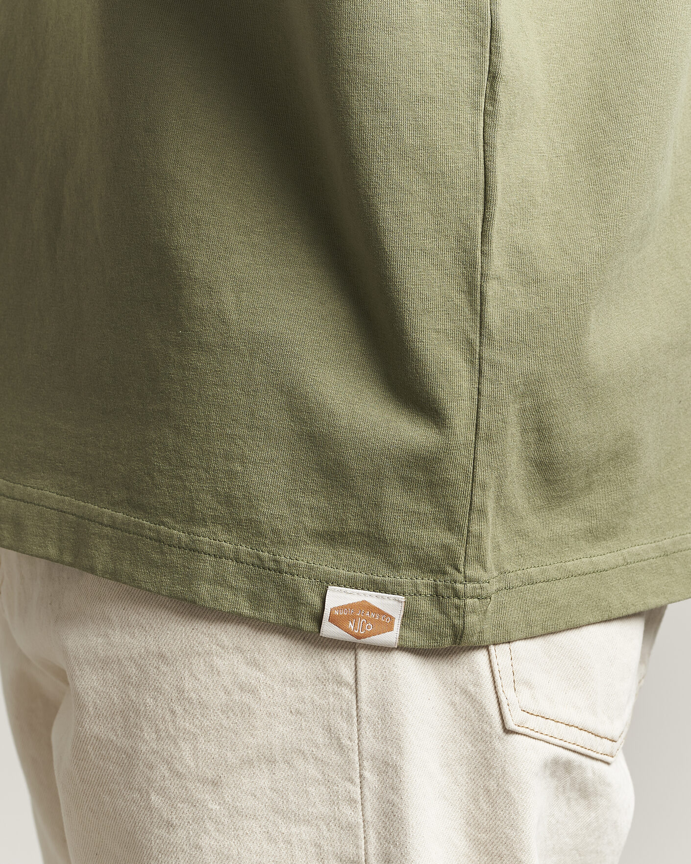 Men | T-Shirts | Nudie Jeans | Uno Everyday Crew Neck T-Shirt Green