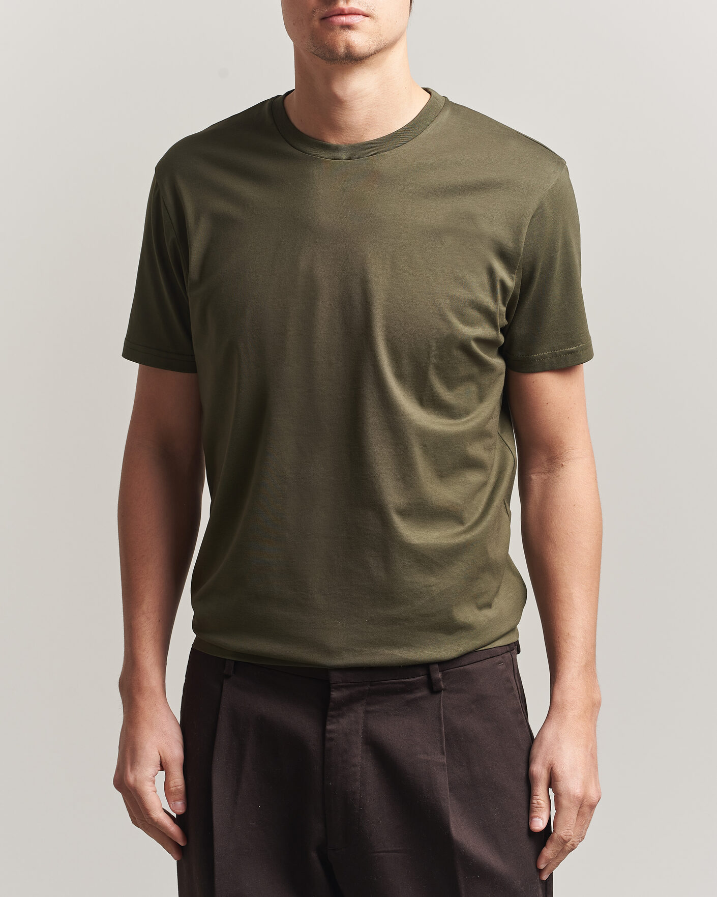 Men | T-Shirts | Sunspel | Riviera Midweight T-Shirt Deep Olive