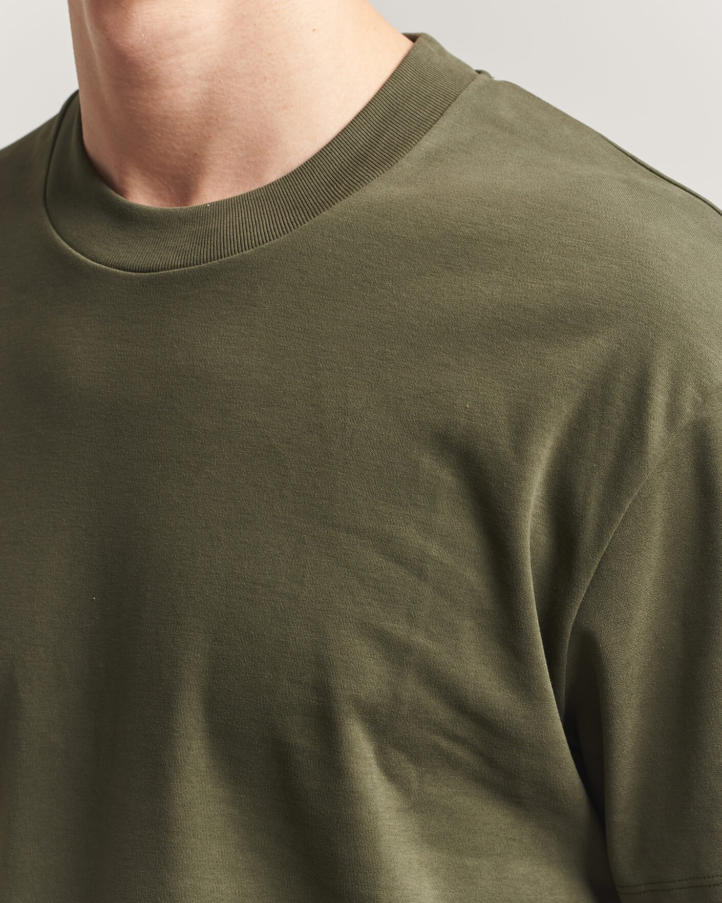 Sunspel Heavy Weight Supima Cotton T-Shirt Deep Olive at