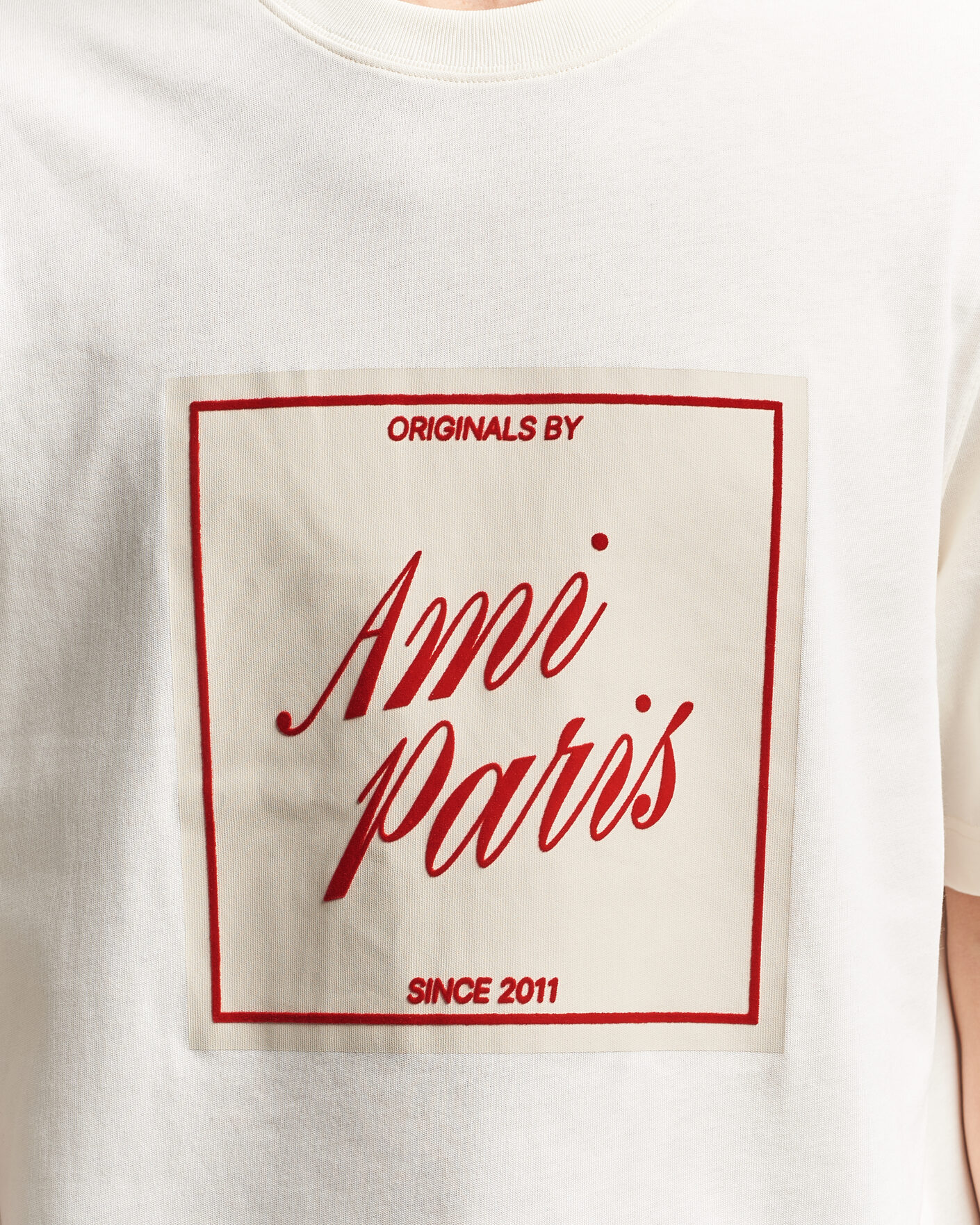 Men | T-Shirts | AMI | Boxy Fit Printed T-Shirt Creme