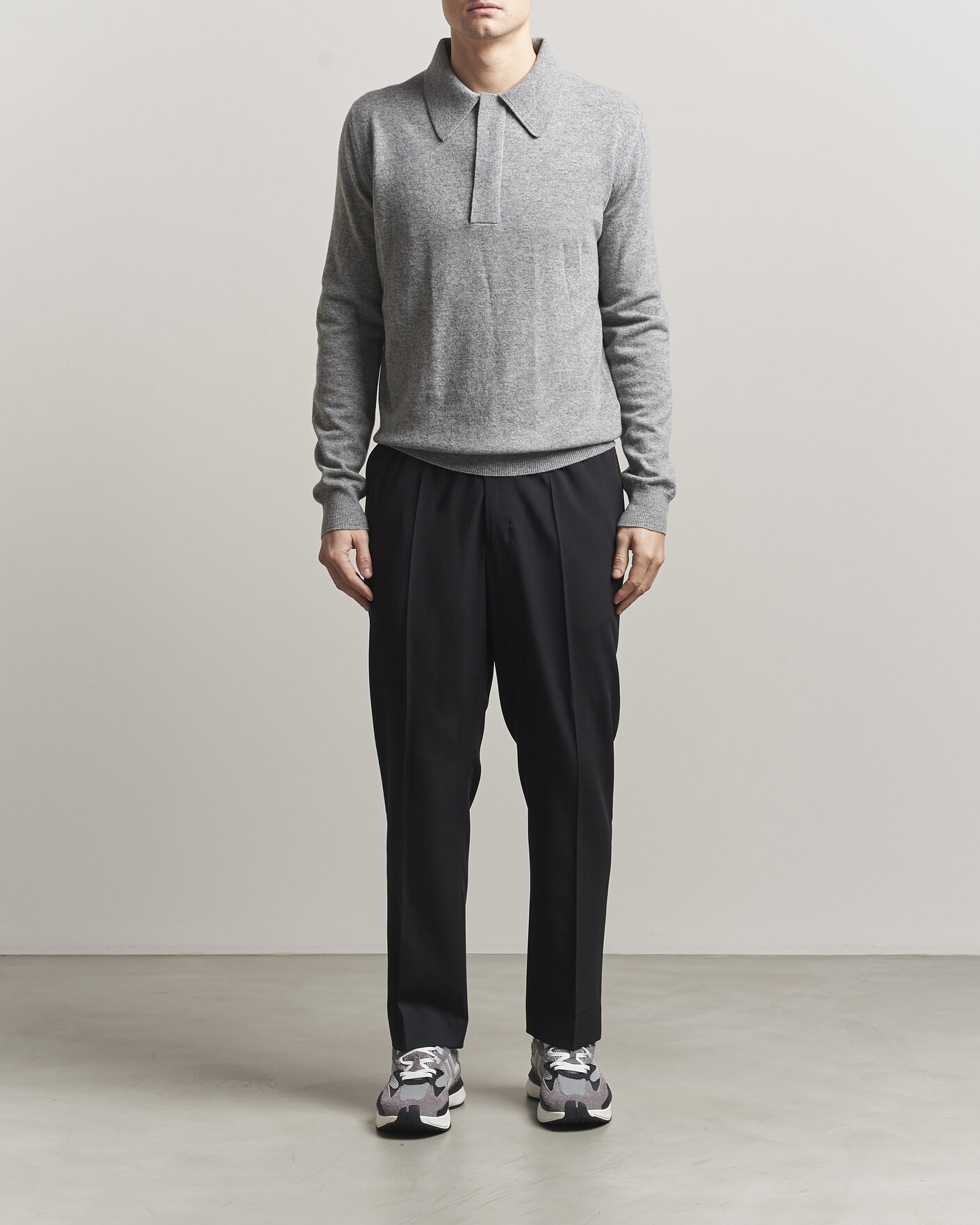 Men | Trousers | AMI | Wool Drawstring Trousers Black