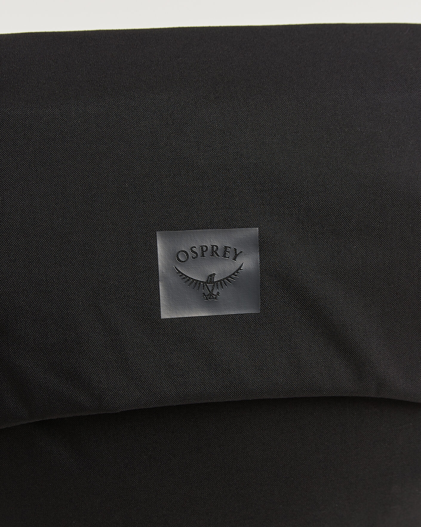 Men | Bags | Osprey | Metron Messenger 18 Black