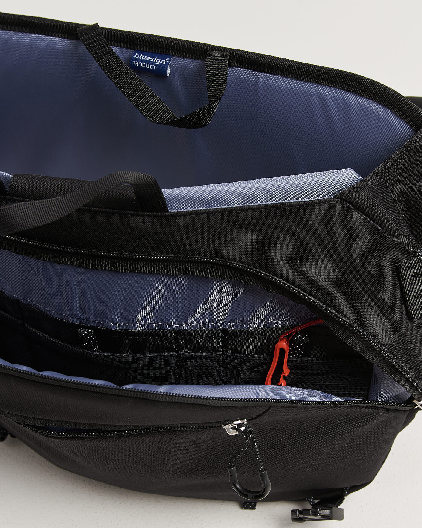 Men | Bags | Osprey | Metron Messenger 18 Black