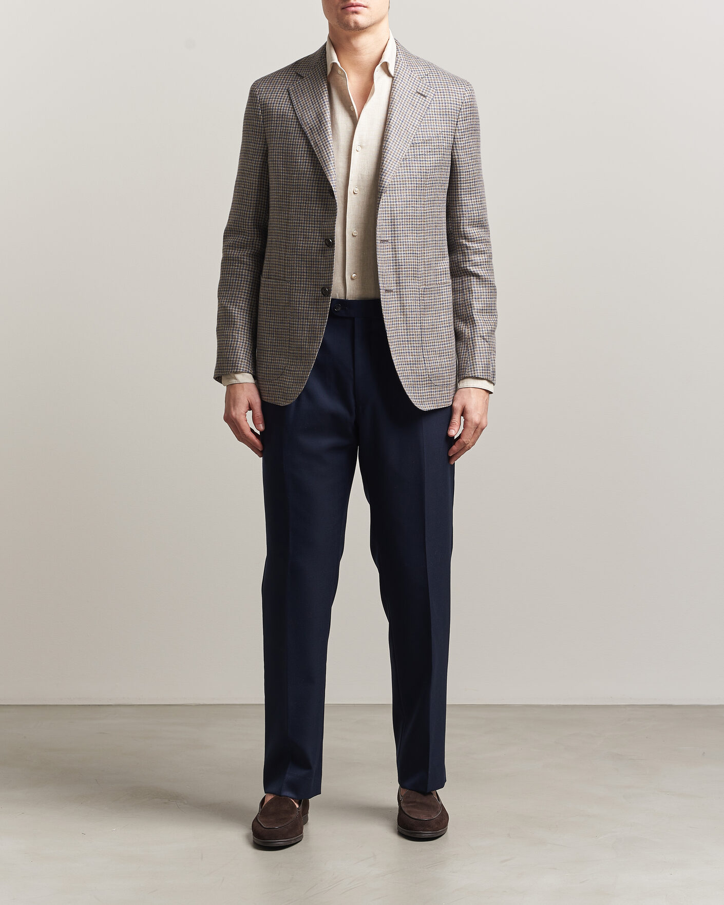 Caruso Aida Linen/Wool Blazer Navy/Grey Check at CareOfCarl.com
