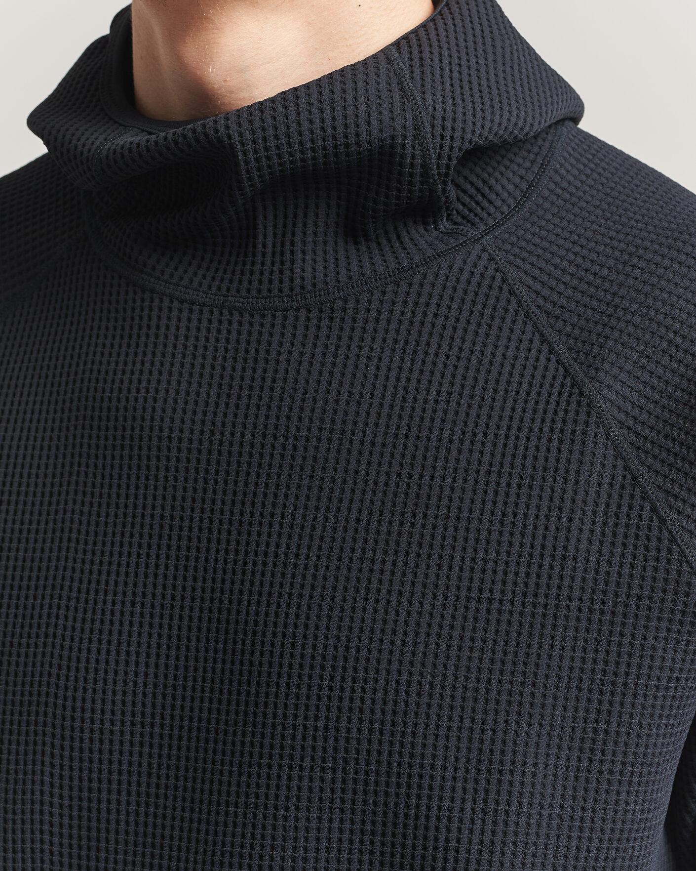 Men | Sweaters & Knitwear | Goldwin | WF Light Long Sleeve Hoodie Black