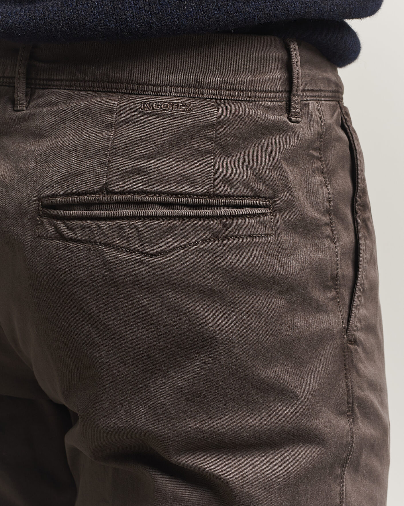 Men | Trousers | Incotex | Slim Fit Garment Dyed Slacks Dark Brown