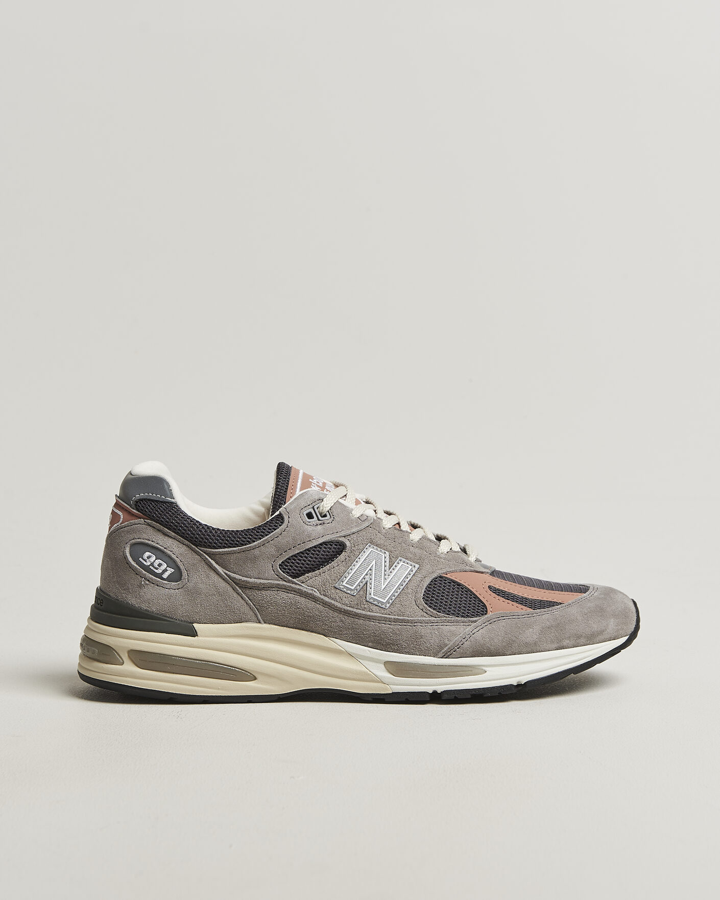 Men | Sneakers | New Balance Made In US & UK | New Balance Made in Made In UK 991v2 Elephant Skin